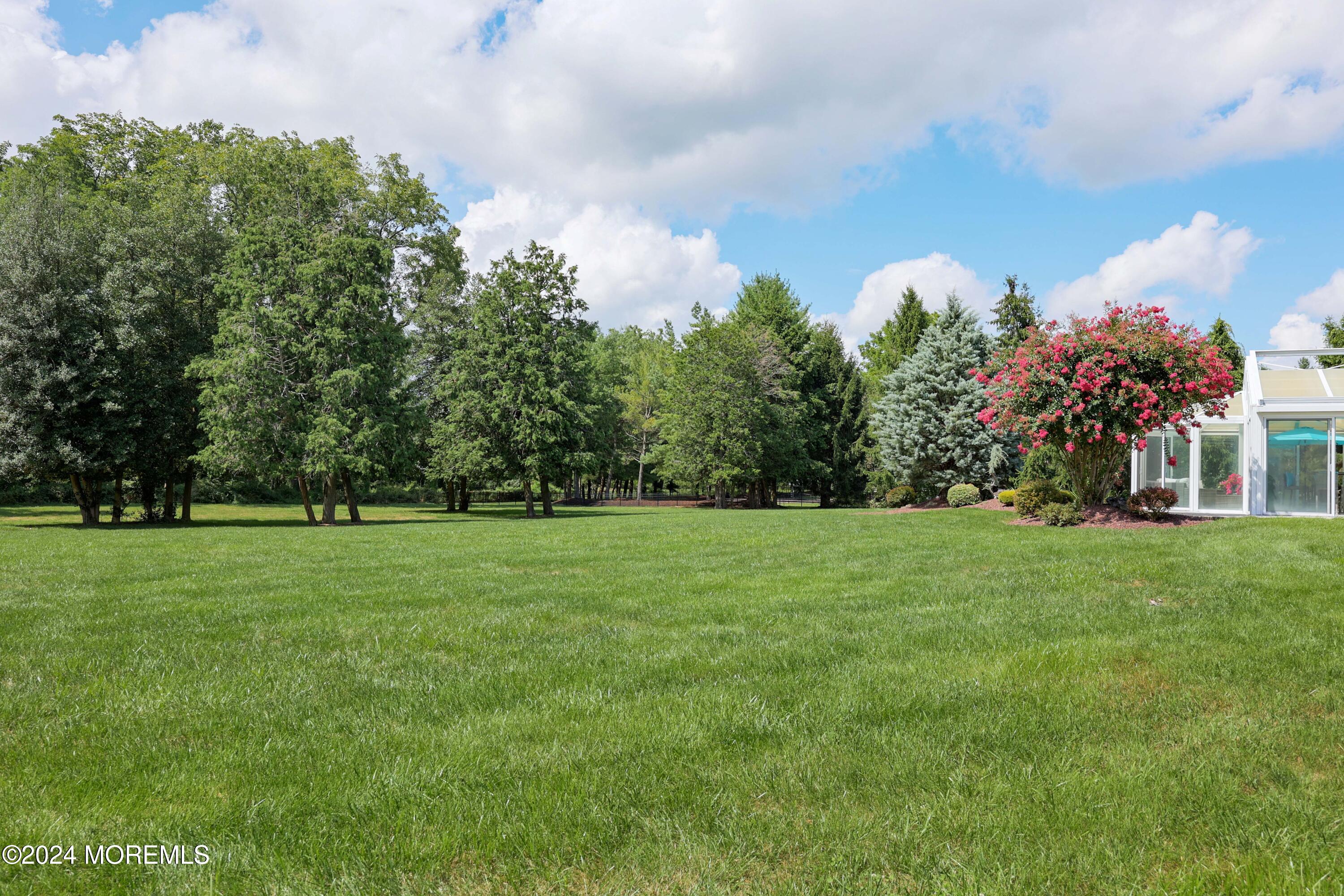 6 Evergreen Lane