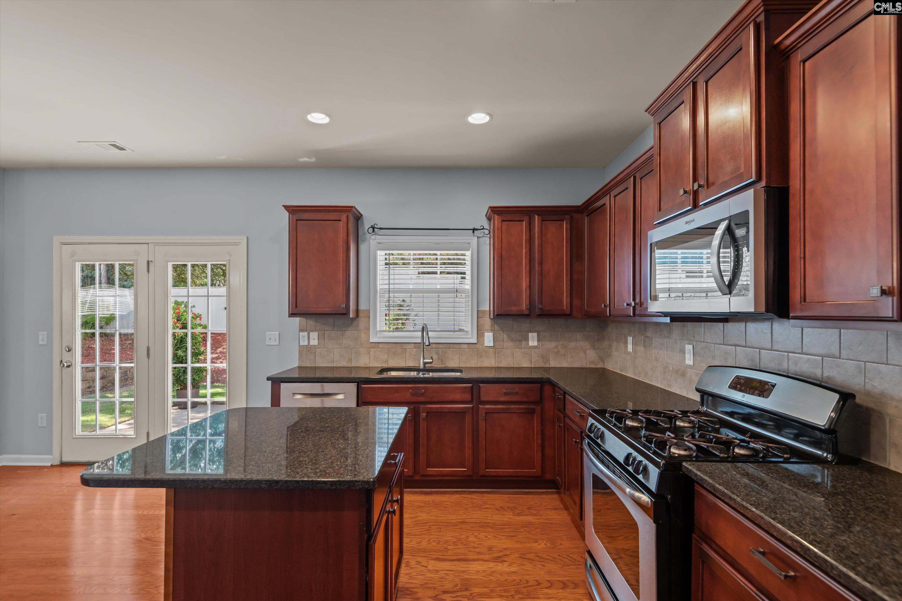 117 Loganberry Court