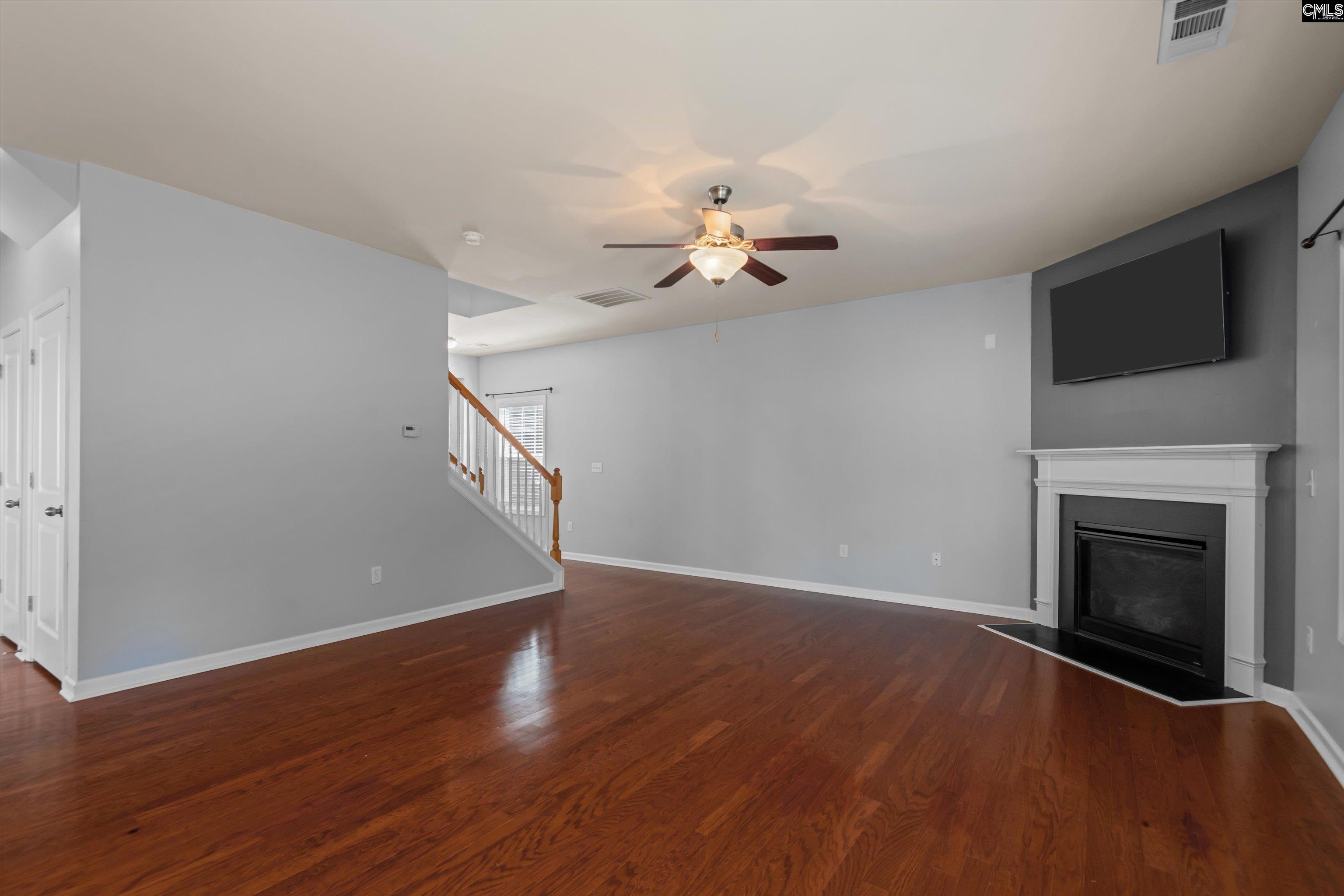 117 Loganberry Court