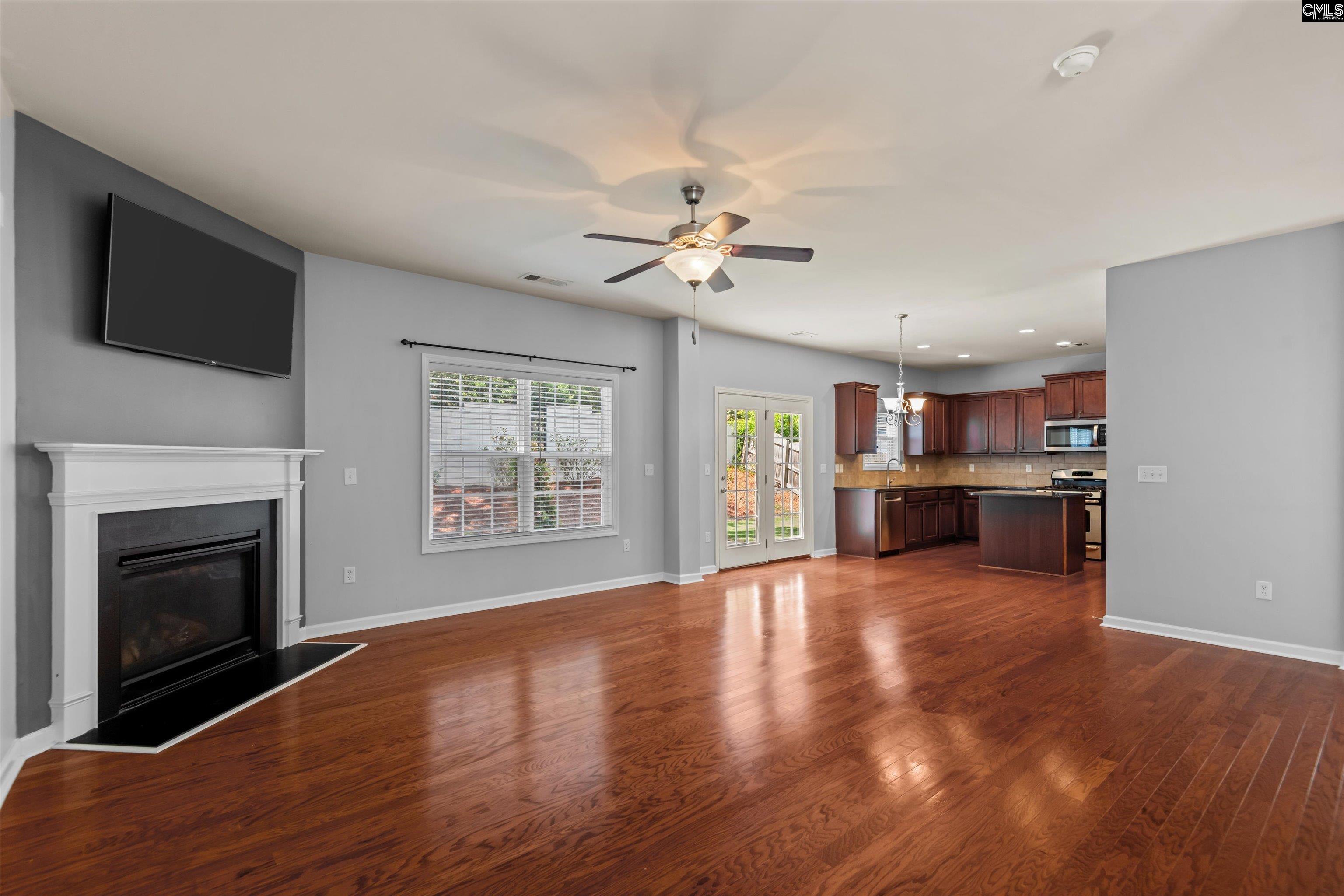 117 Loganberry Court