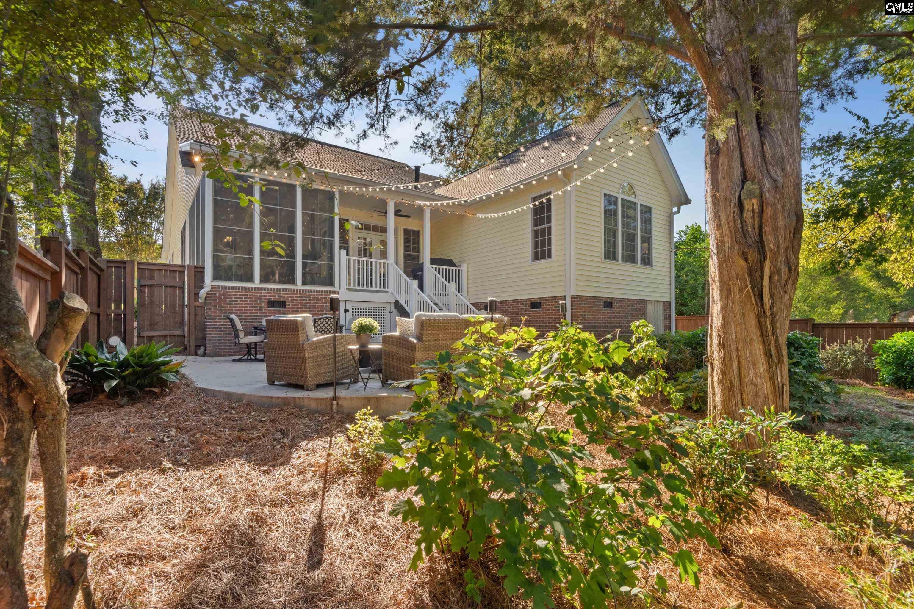 304 Hendrix Street