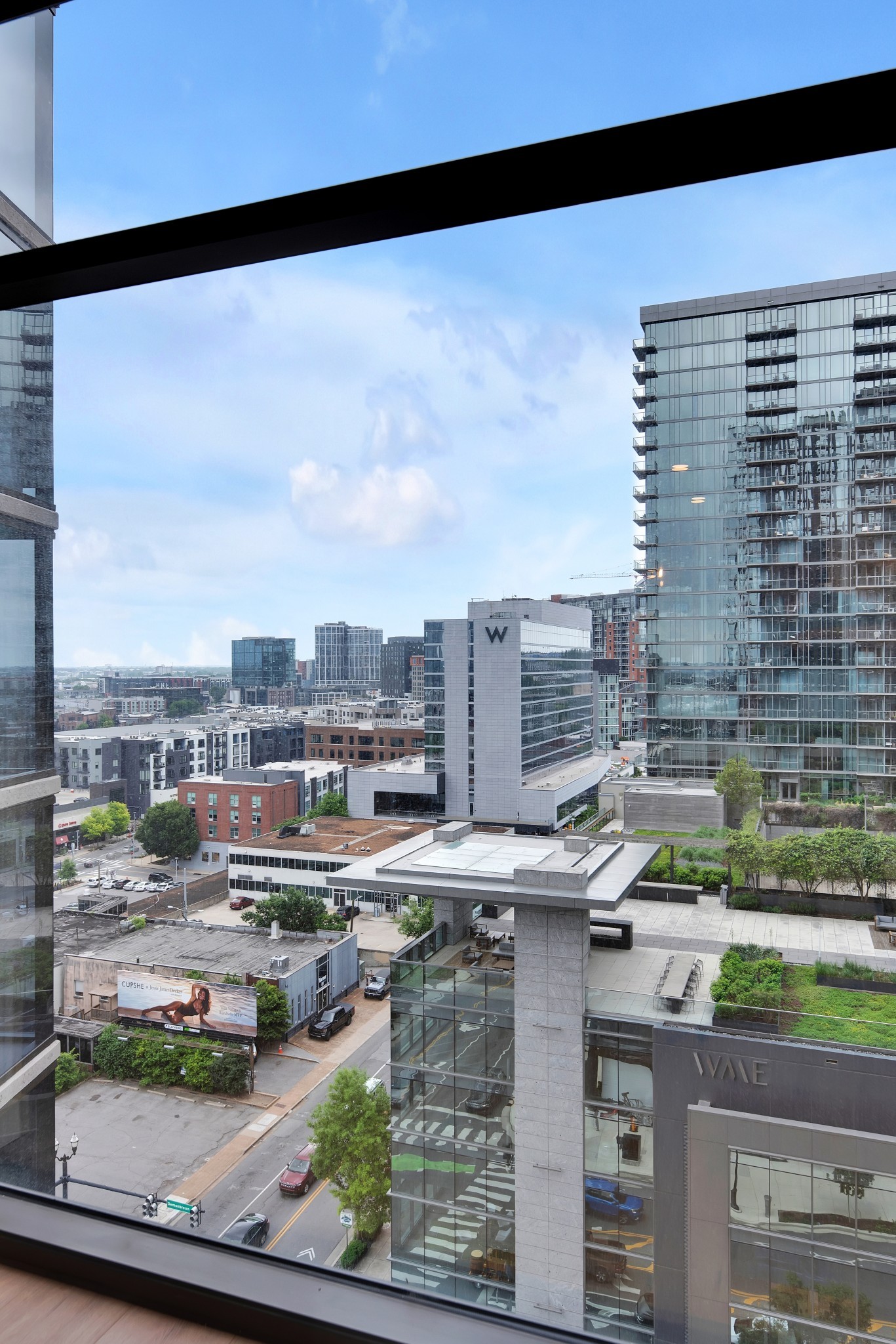 1212 Demonbreun St Unit: 1012