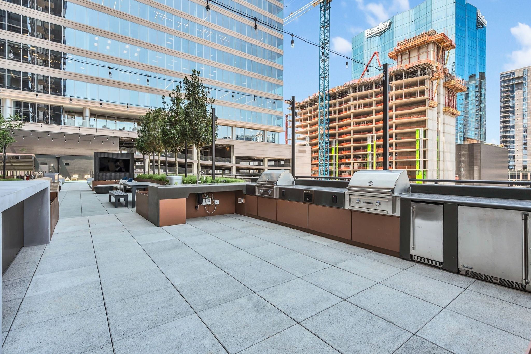 1212 Demonbreun St Unit: 1012