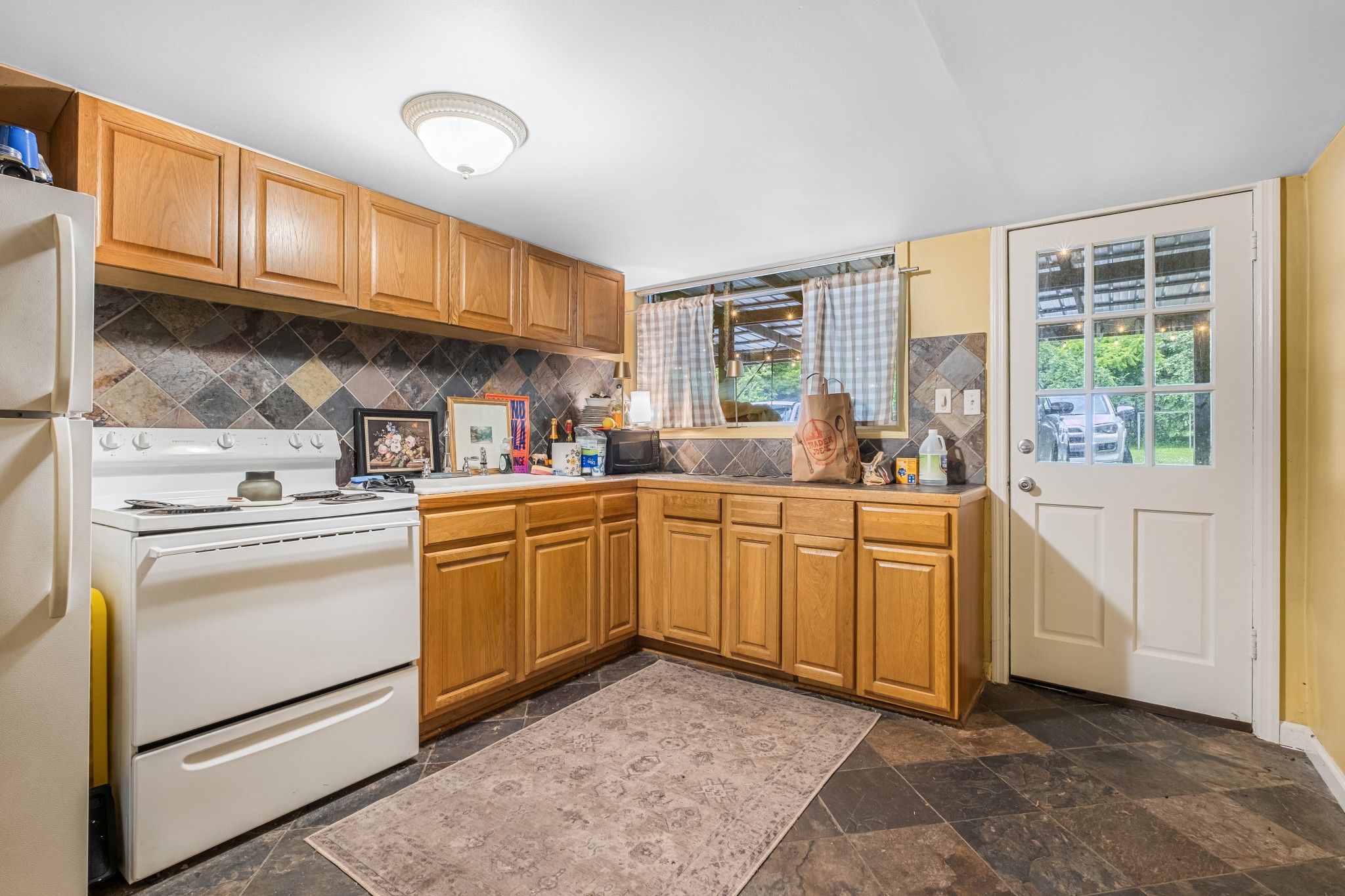 4900 Inglewood Ct