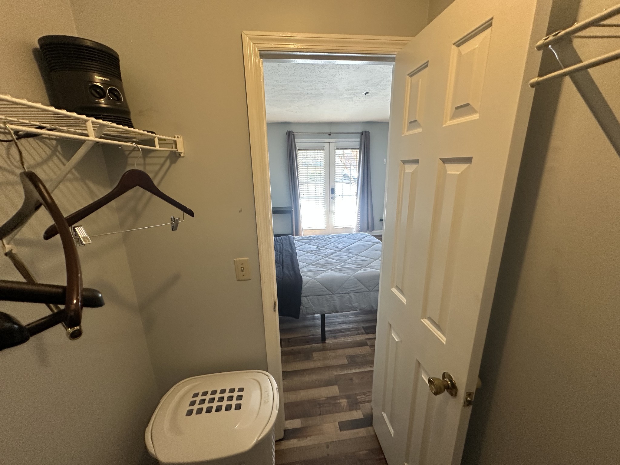 1808 State St Unit: 101