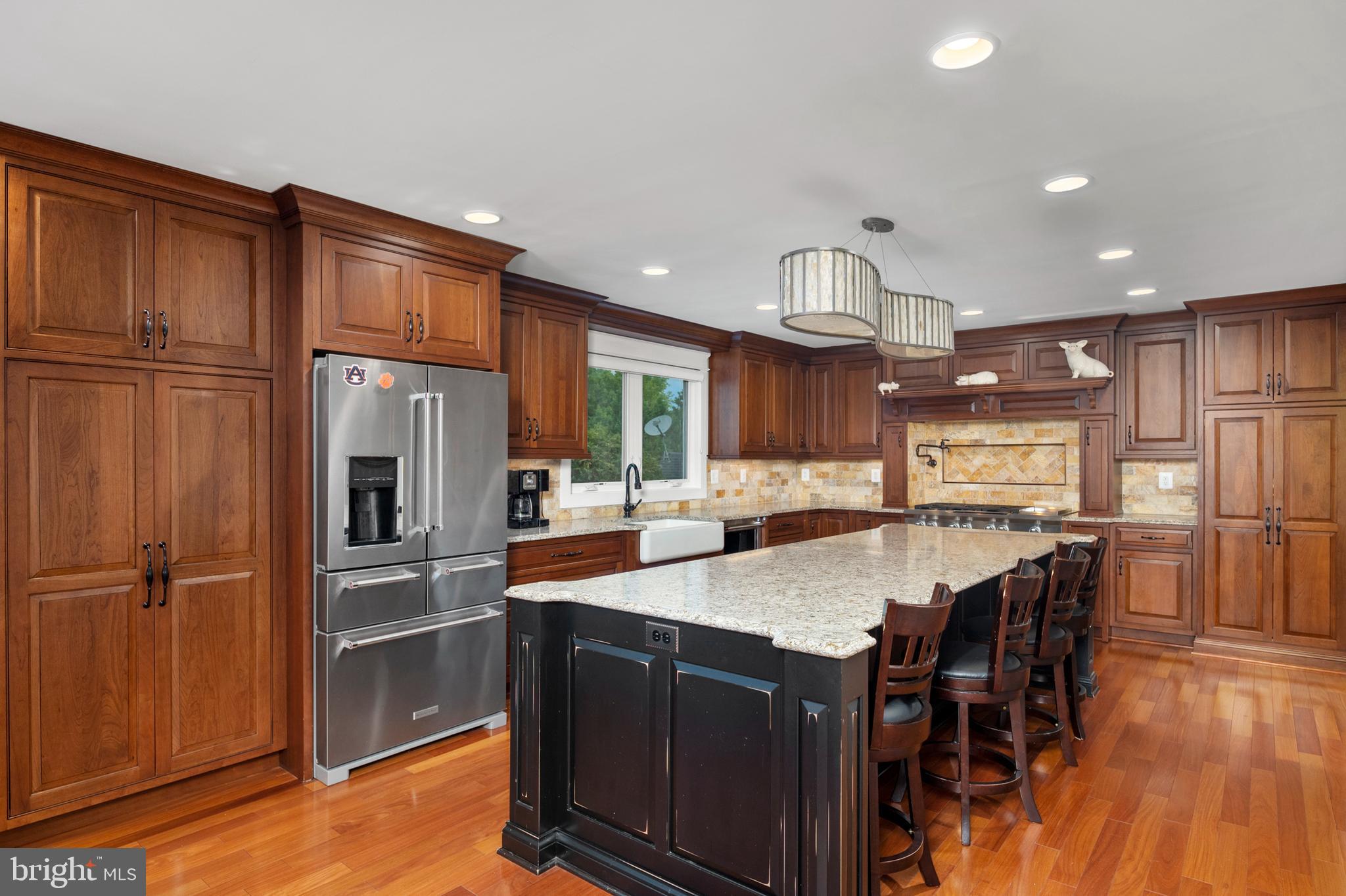 2416 Goldenrain Ct