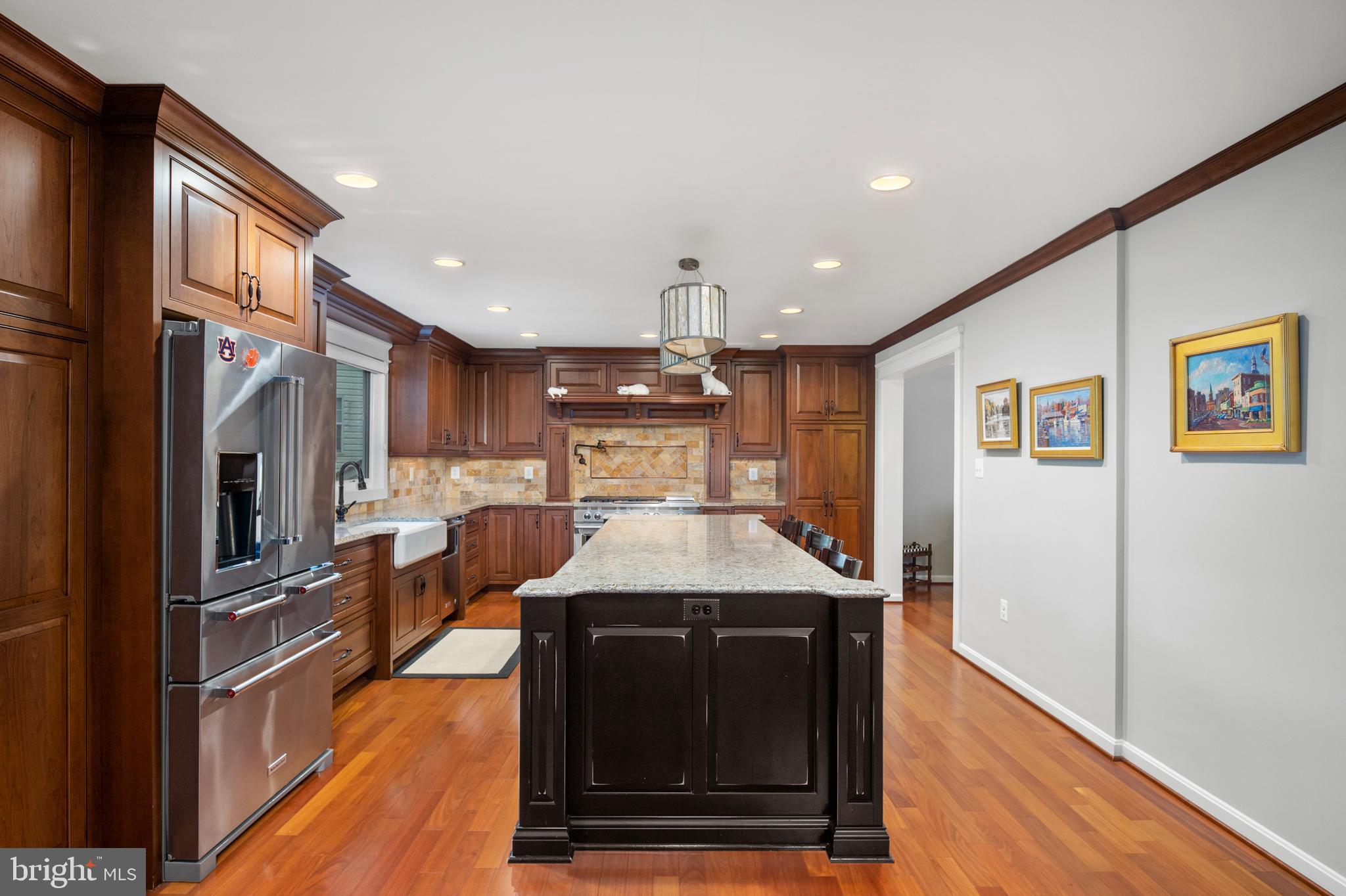 2416 Goldenrain Ct