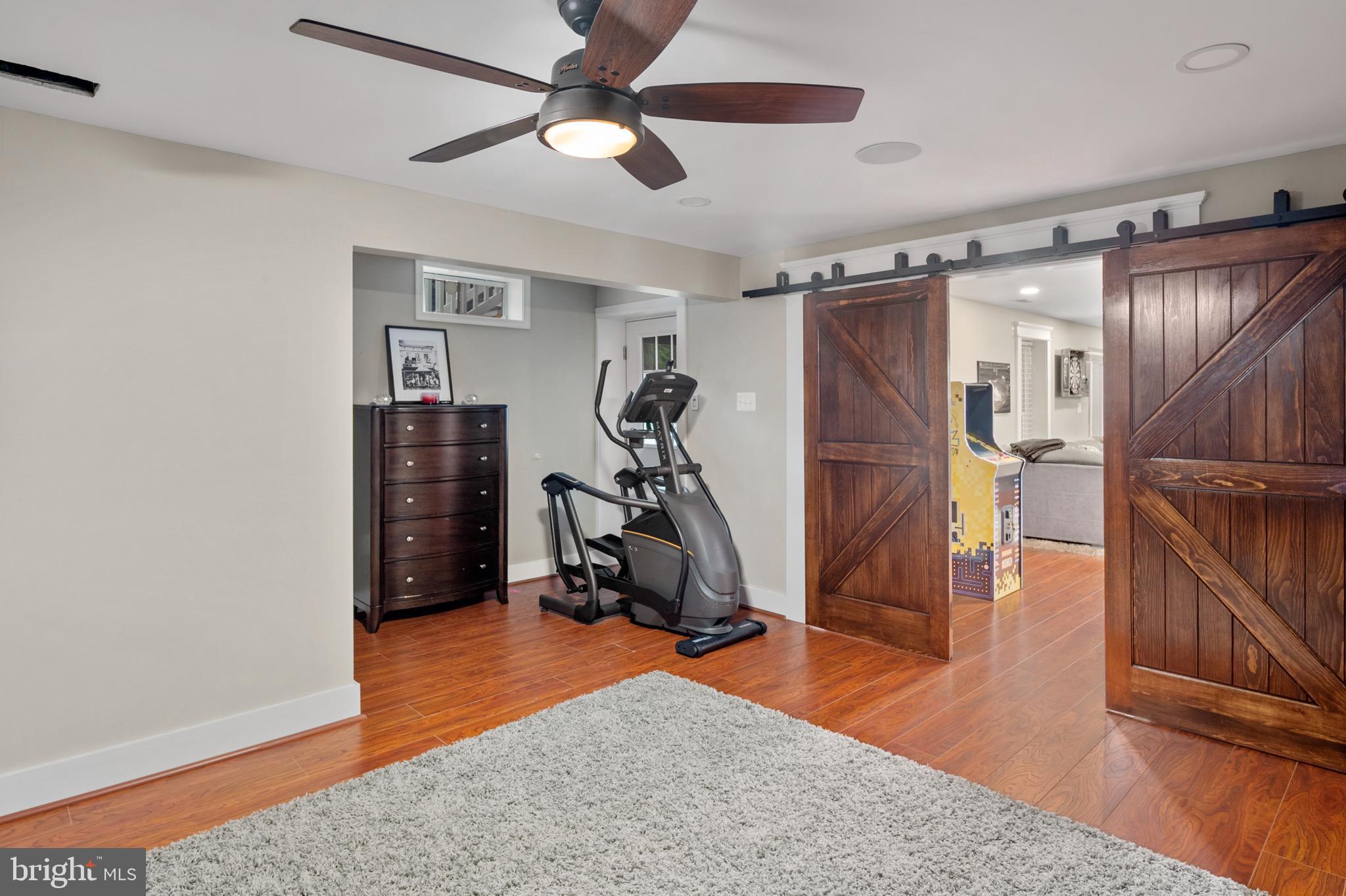 2416 Goldenrain Ct