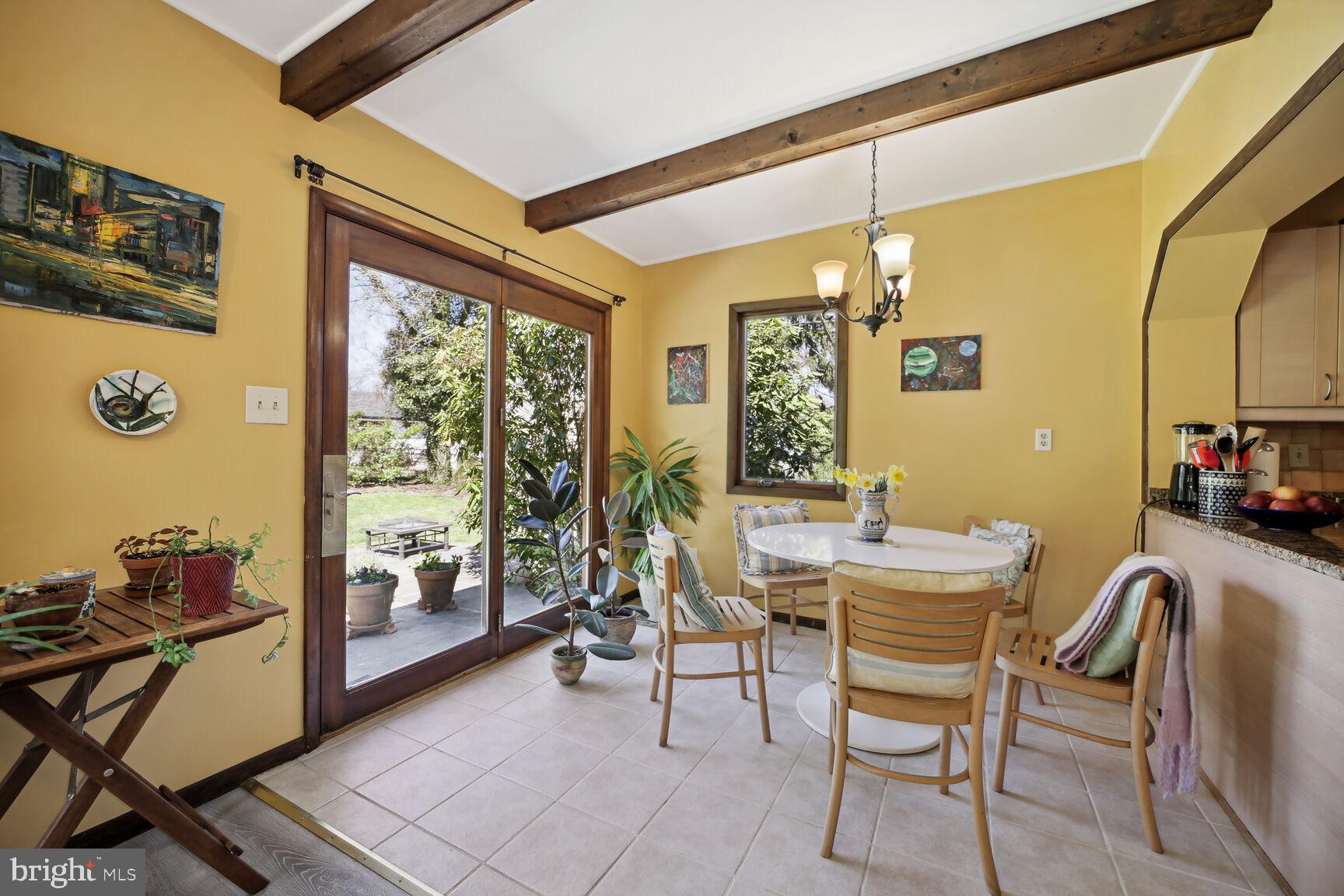 9312 Parkhill Ter