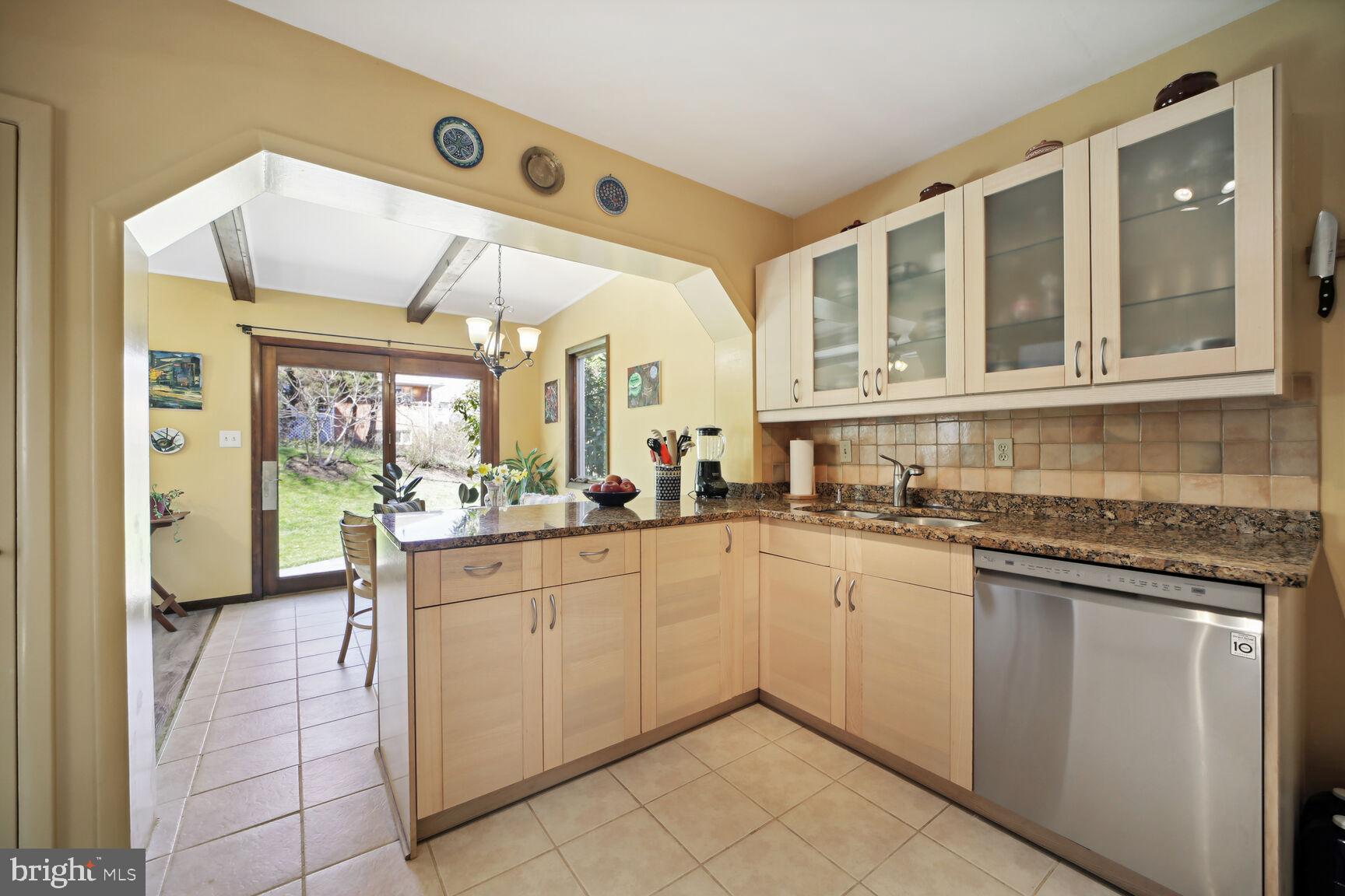 9312 Parkhill Ter