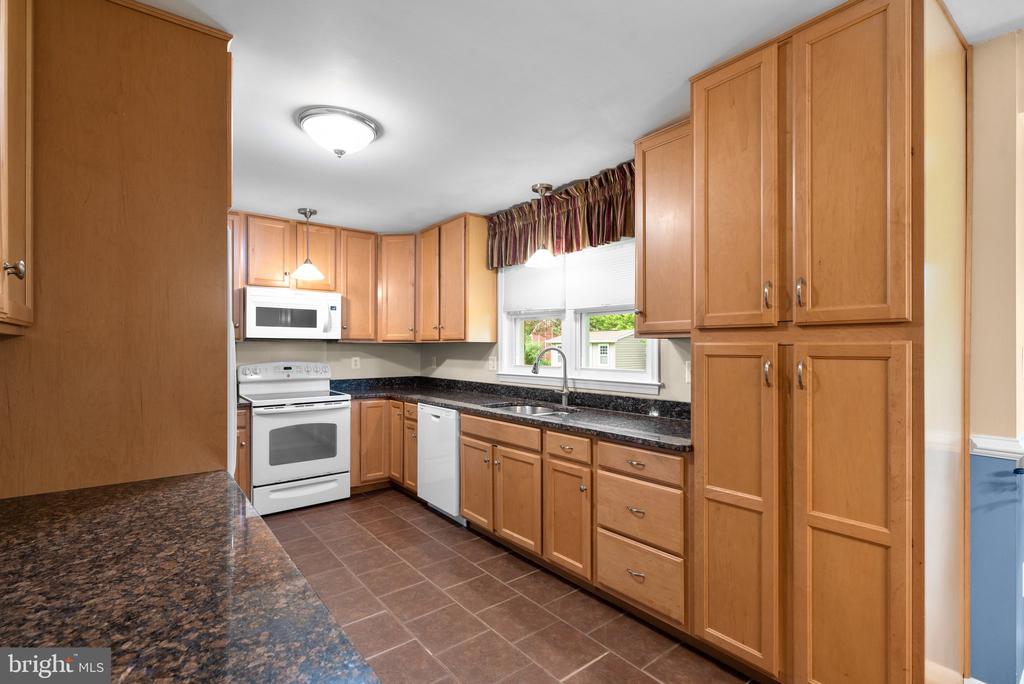 2424 Seibel Dr