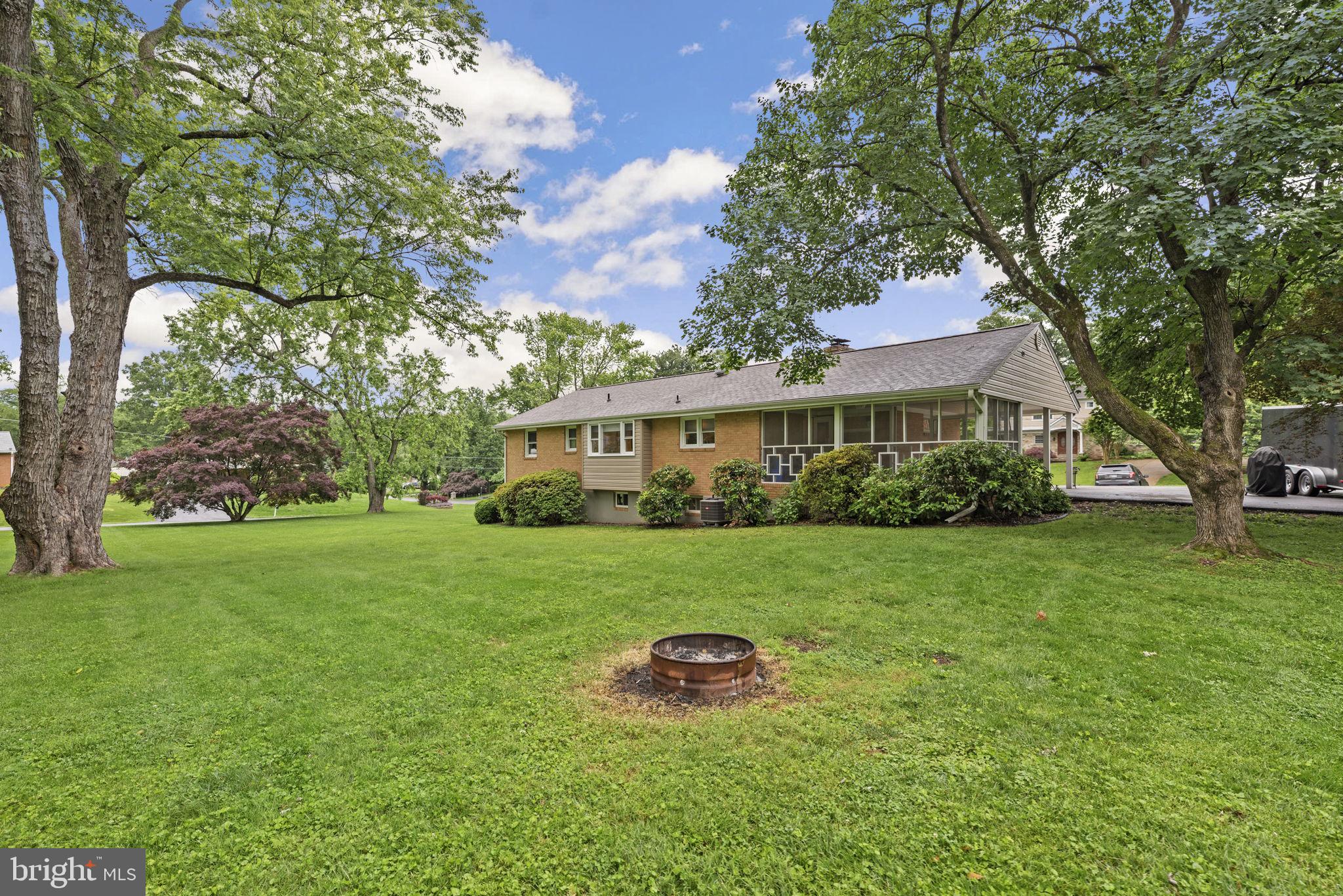 2424 Seibel Dr