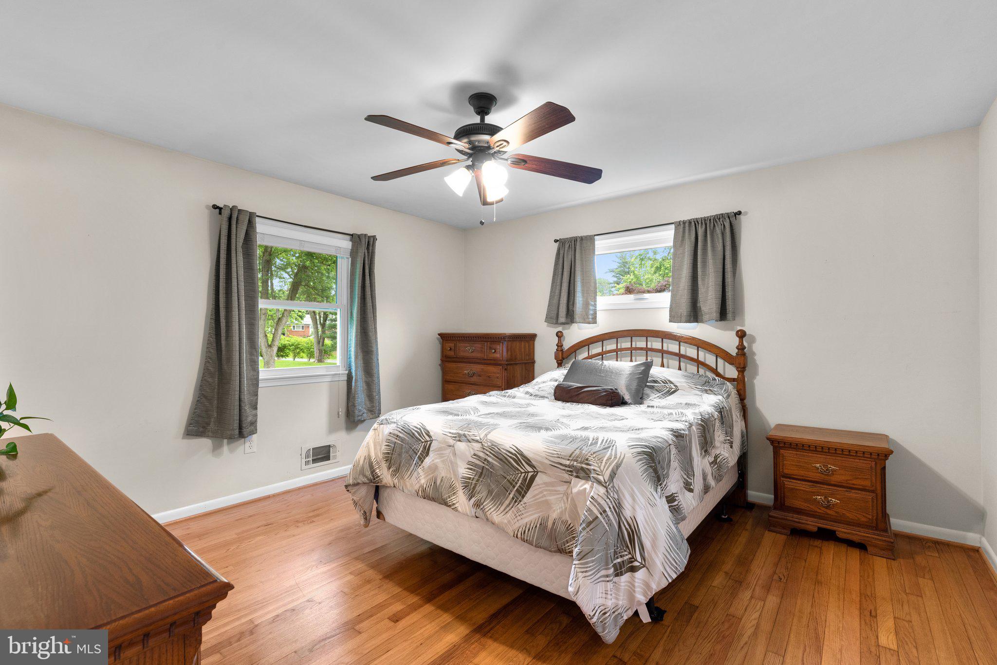 2424 Seibel Dr