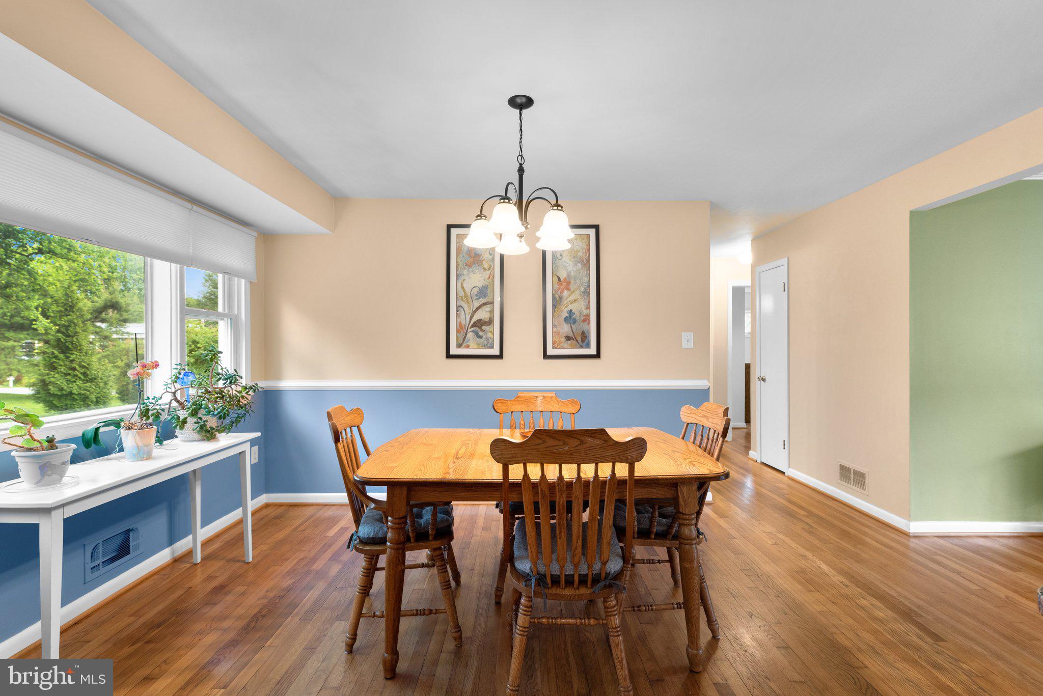 2424 Seibel Dr
