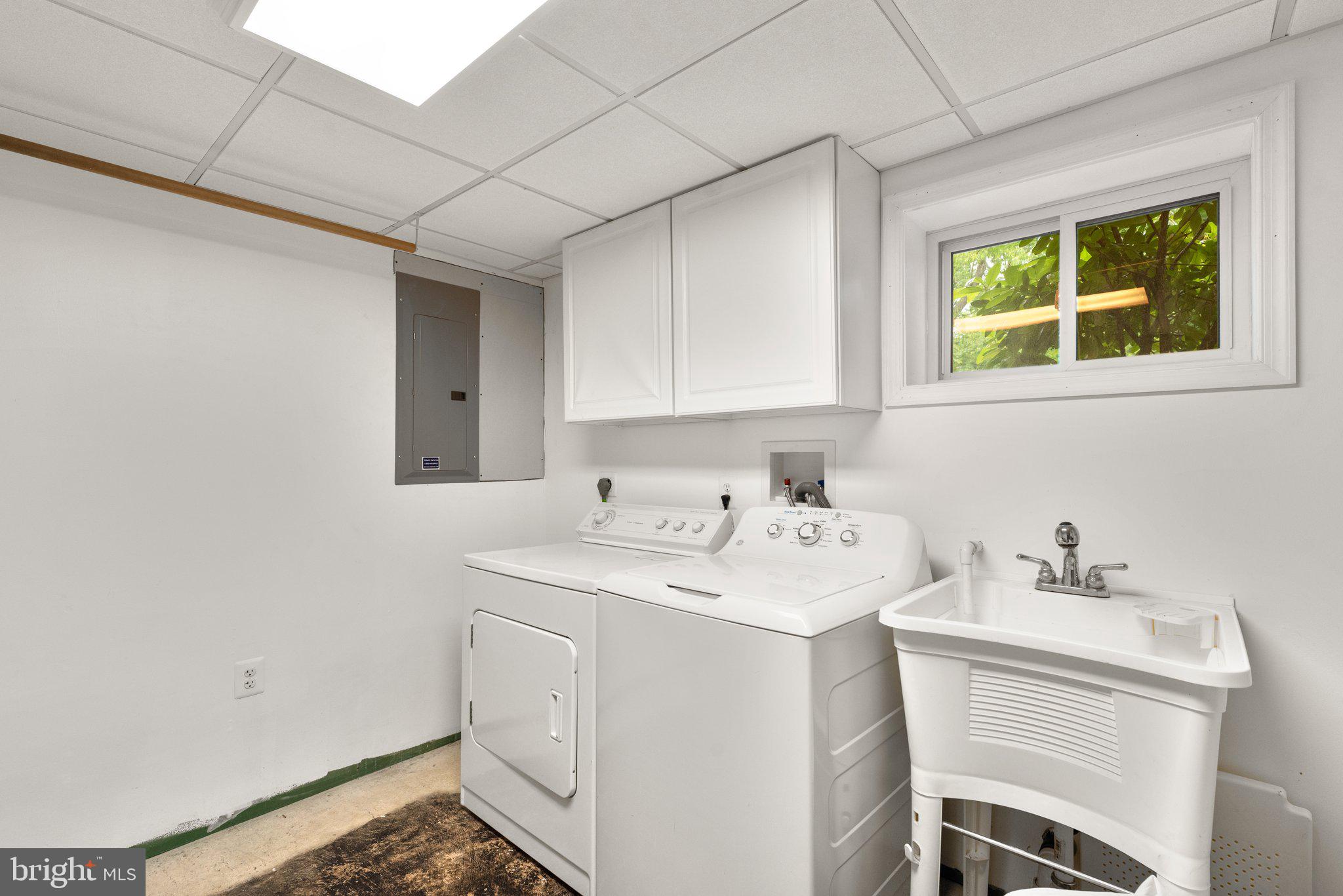 2424 Seibel Dr