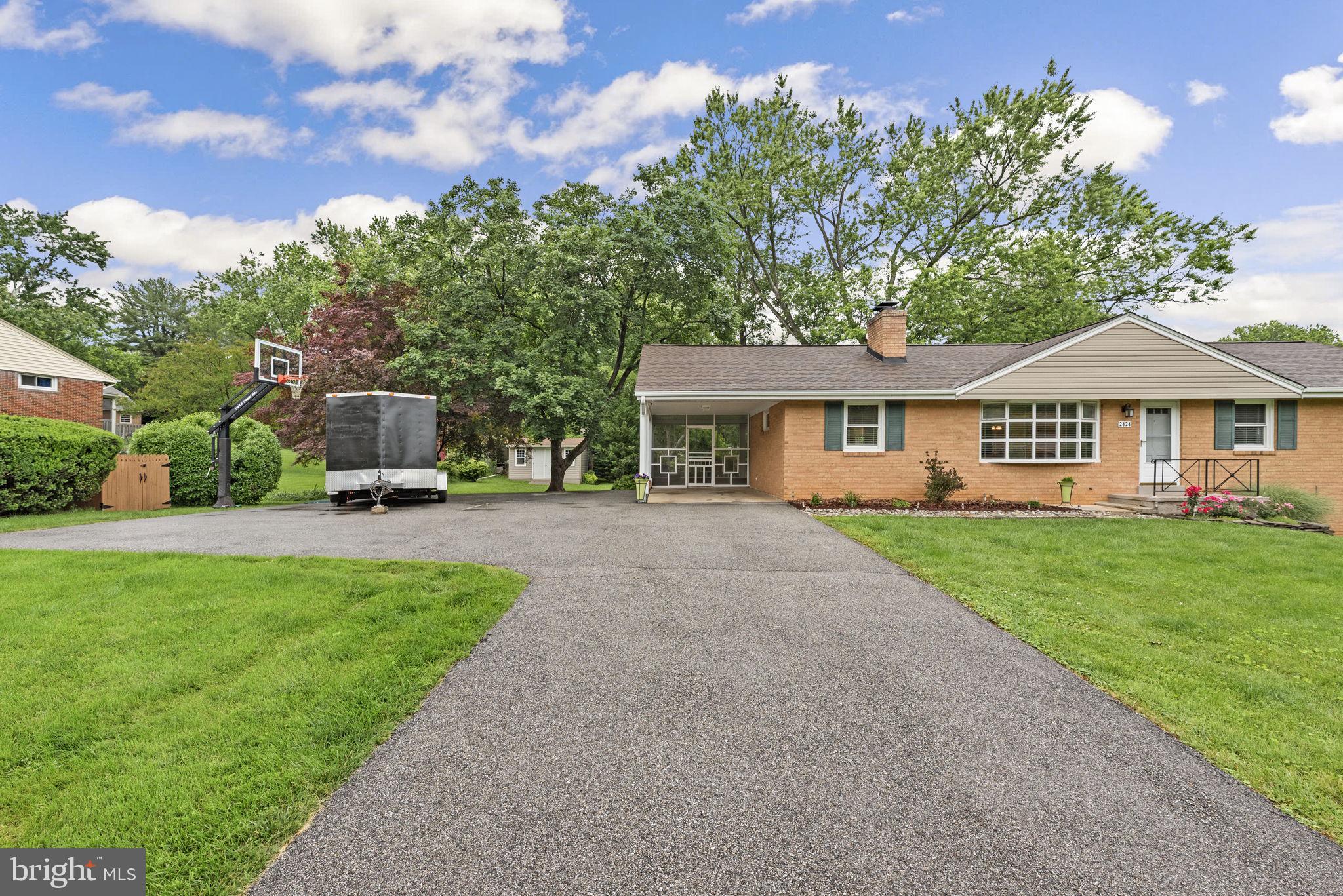 2424 Seibel Dr