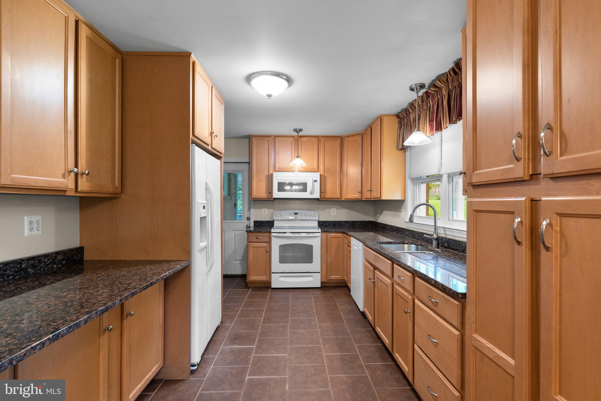 2424 Seibel Dr