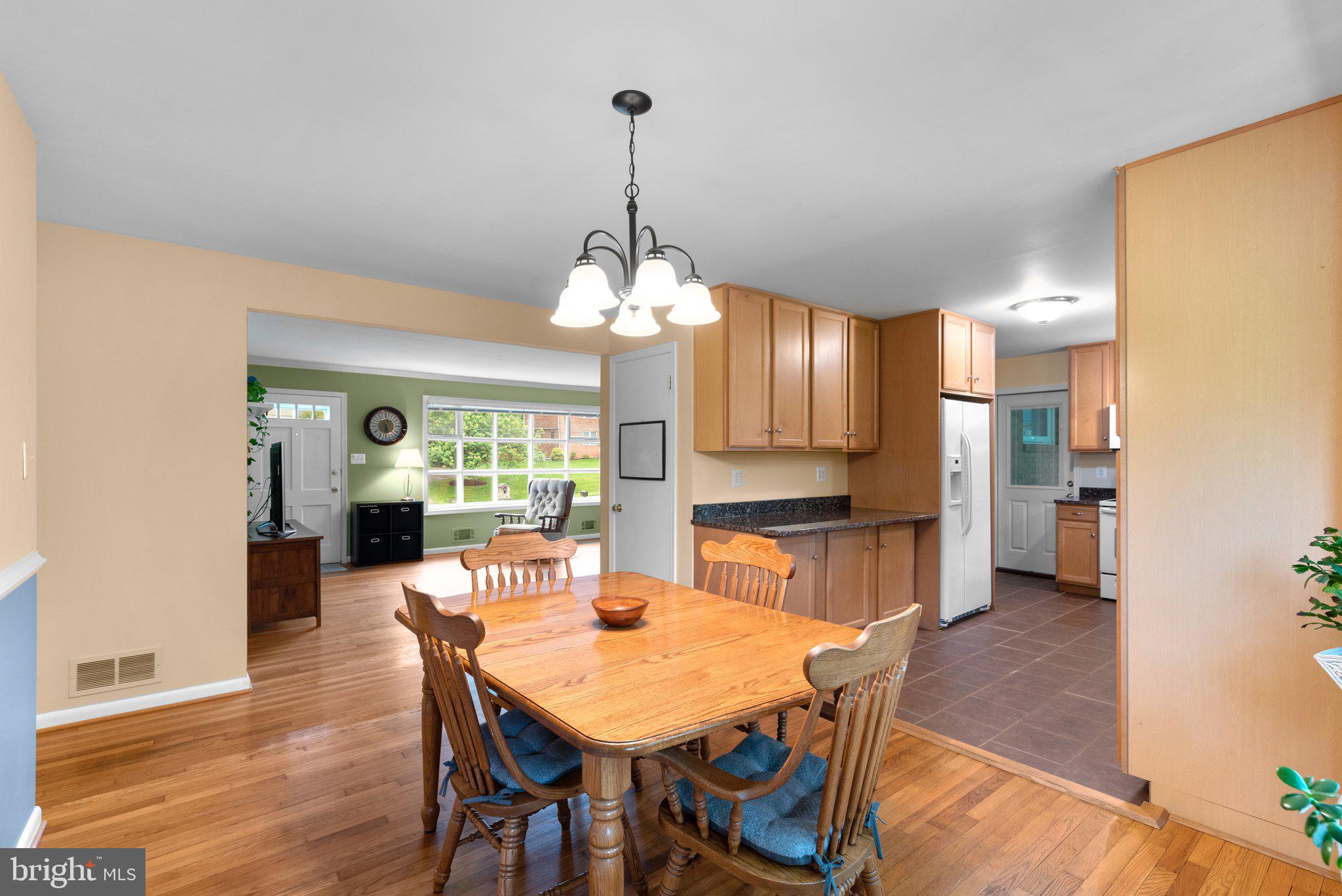 2424 Seibel Dr
