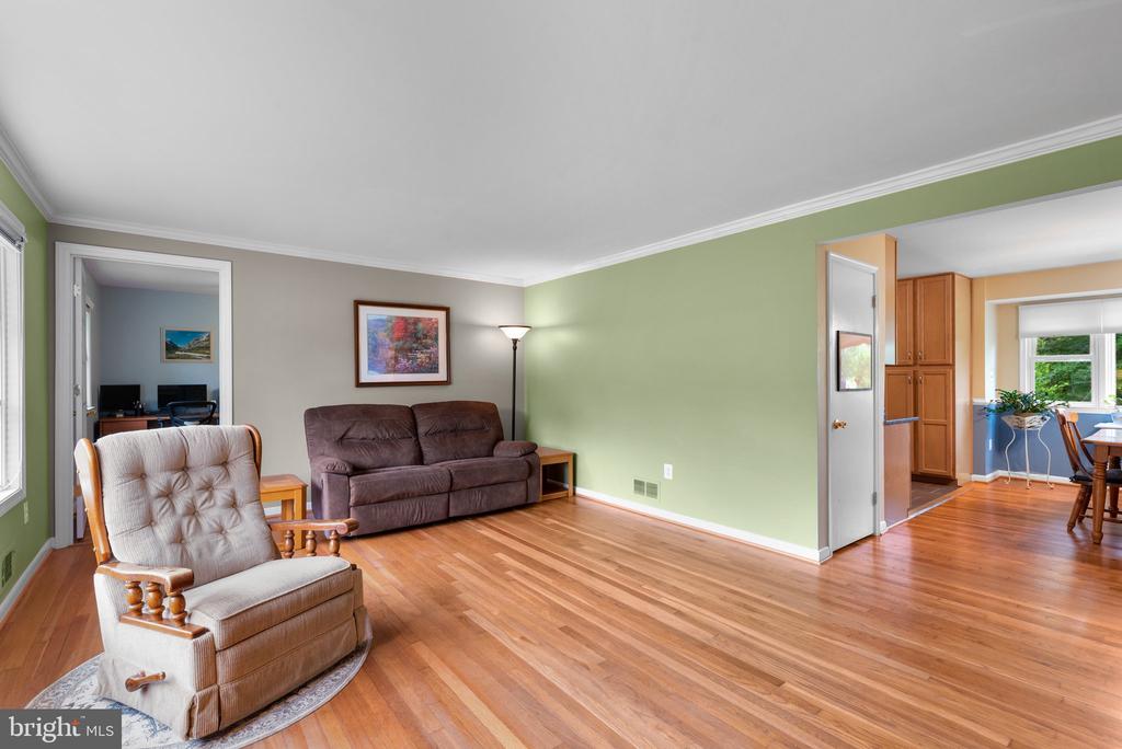 2424 Seibel Dr
