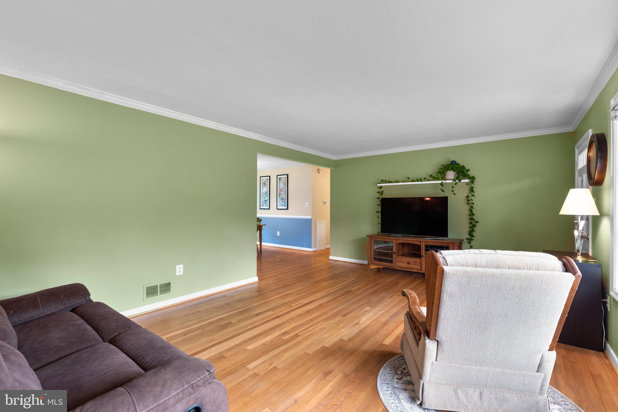 2424 Seibel Dr
