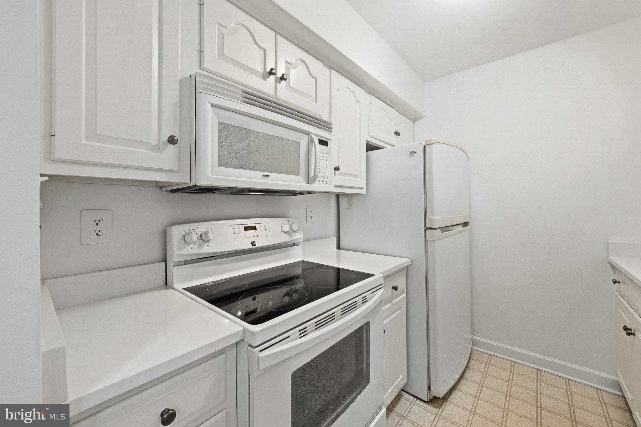 5921 BARBADOS PLACE 202