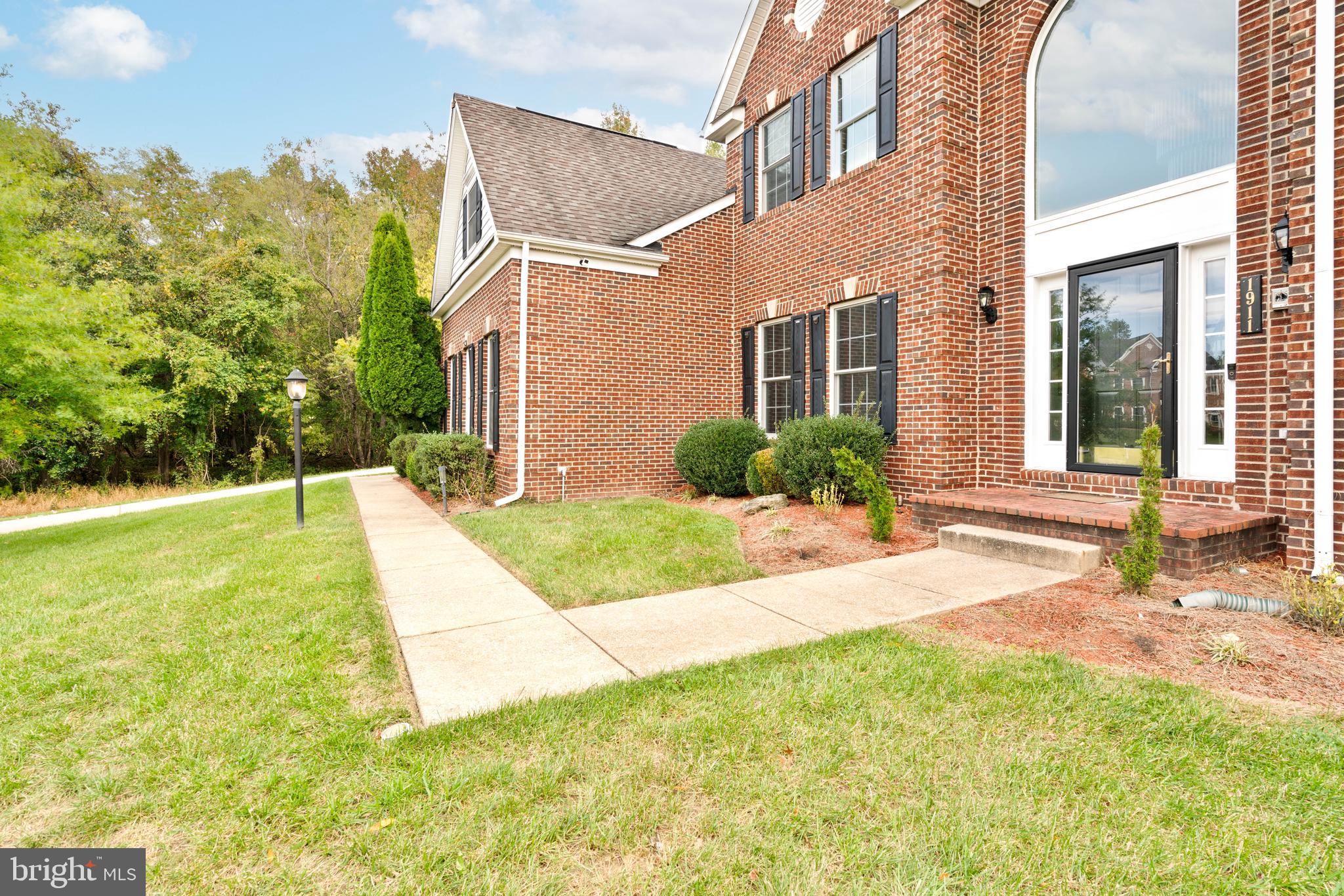 1911 Southwood Ct