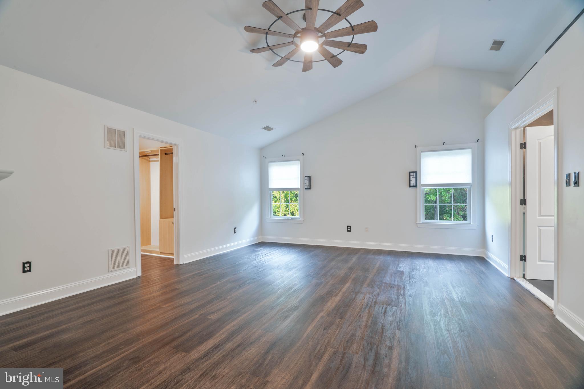 1911 Southwood Ct