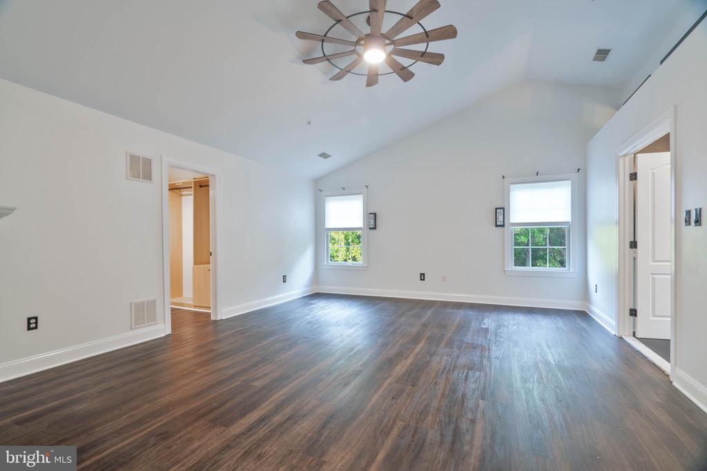 1911 Southwood Ct