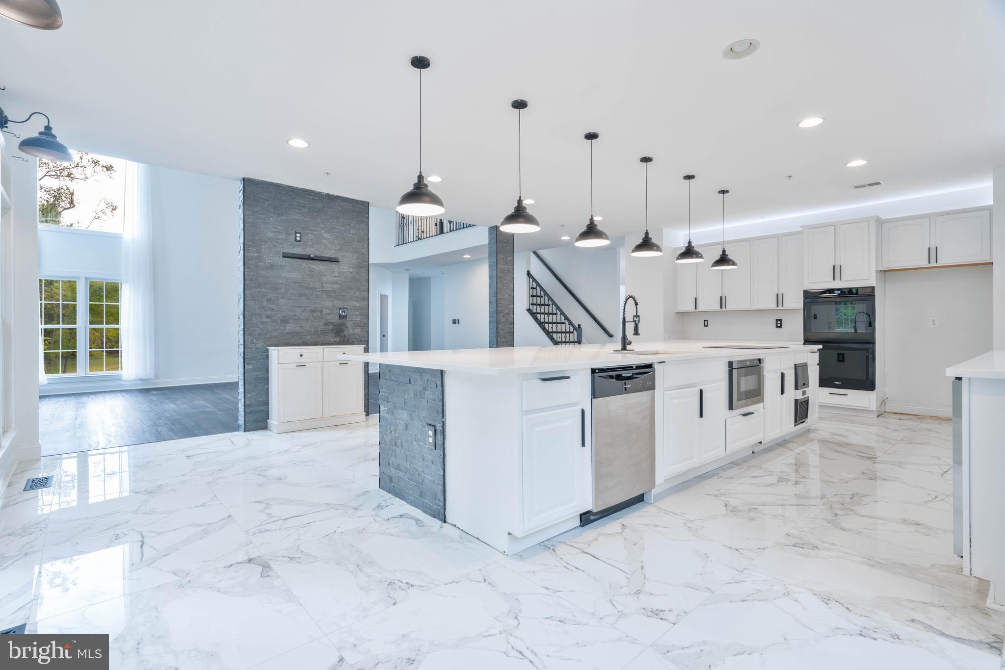 1911 Southwood Ct