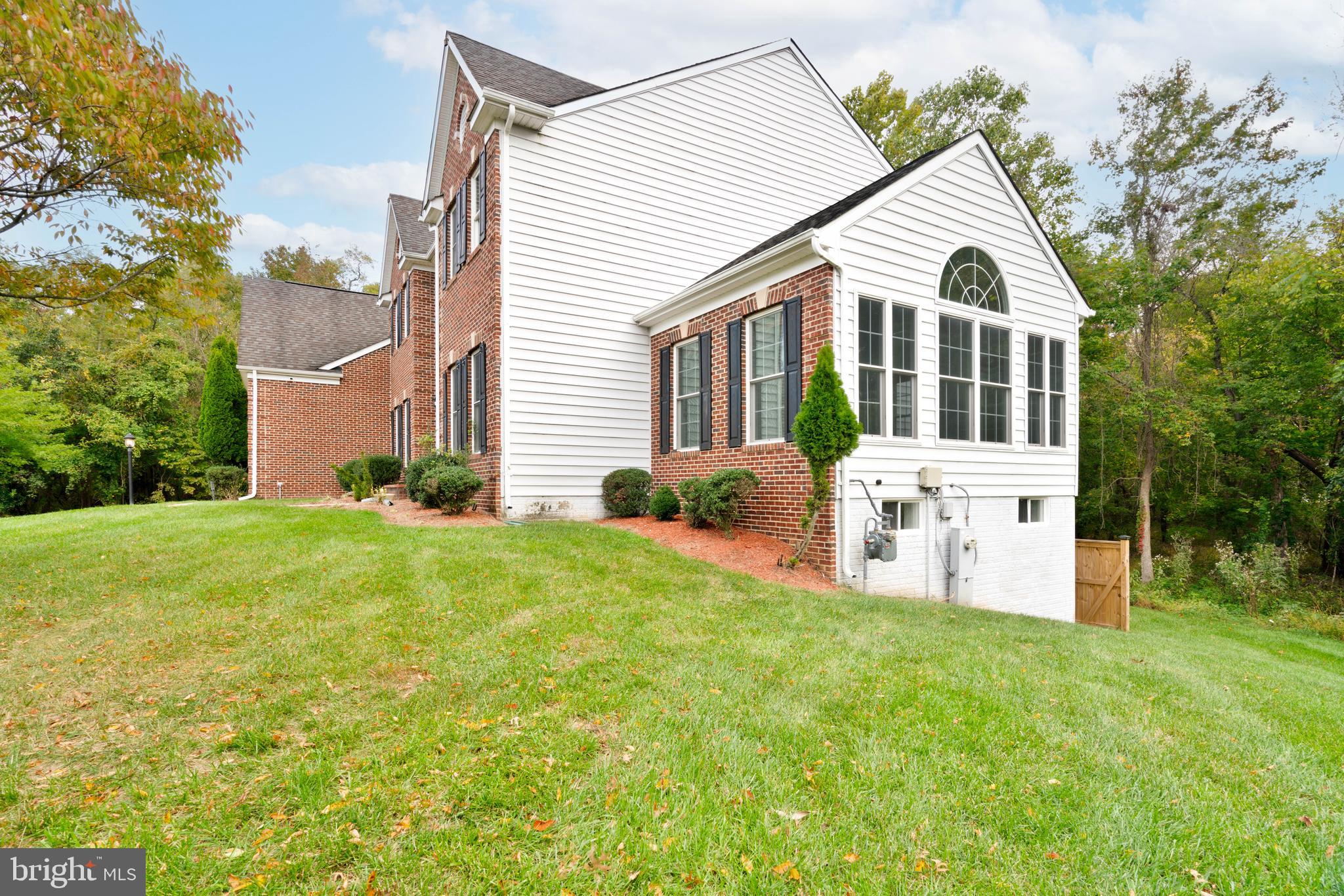 1911 Southwood Ct
