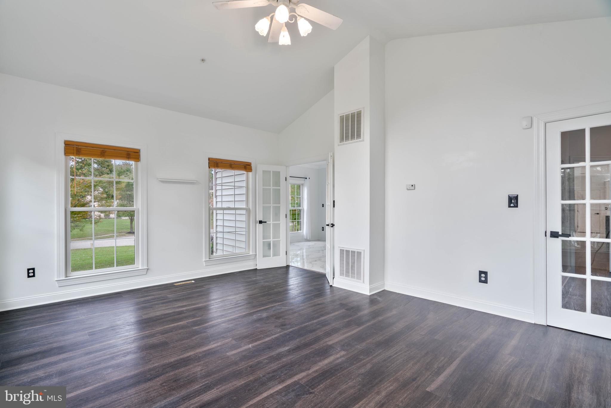 1911 Southwood Ct