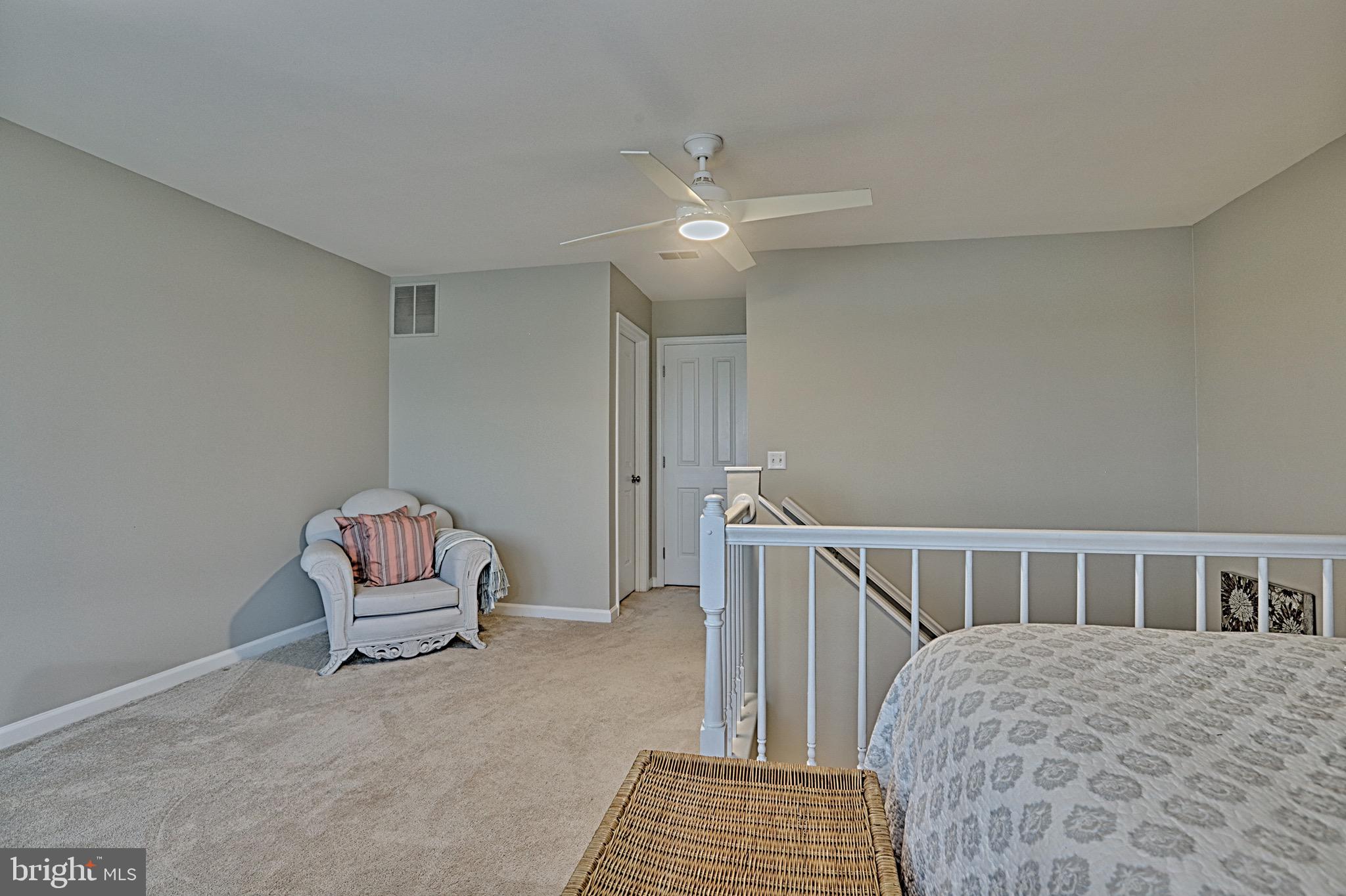 606 Oyster Cove Dr