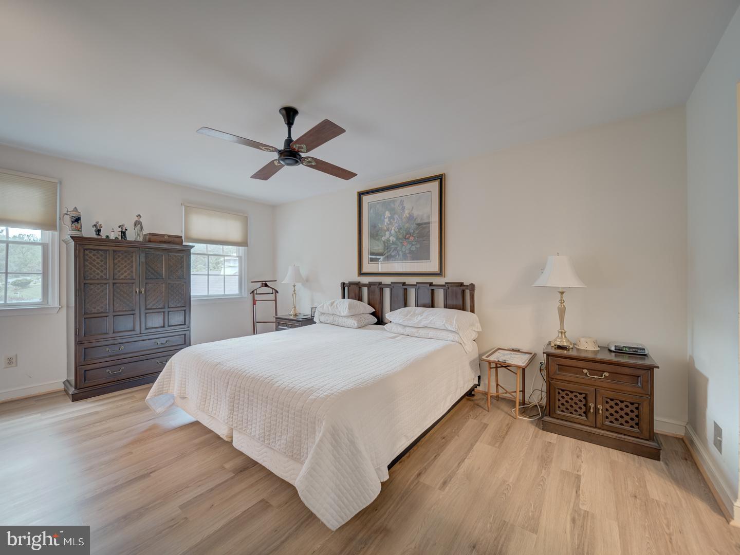 1203 Forestville Dr