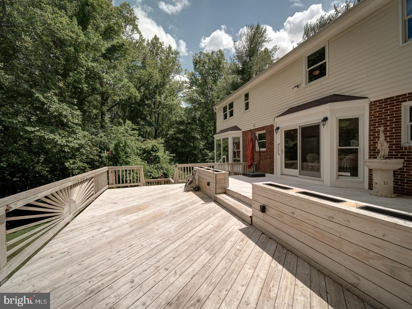 1203 Forestville Dr
