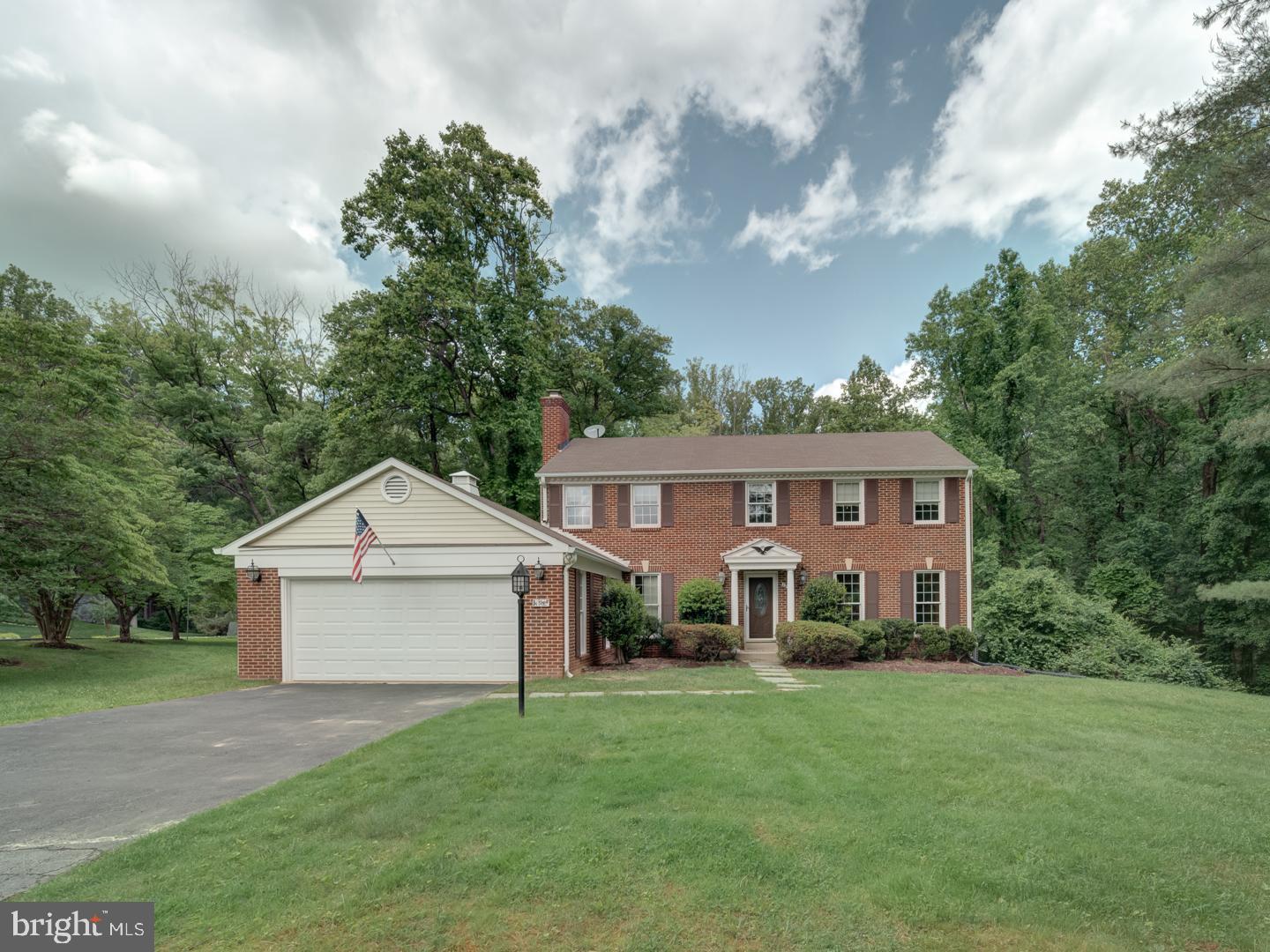 1203 Forestville Dr
