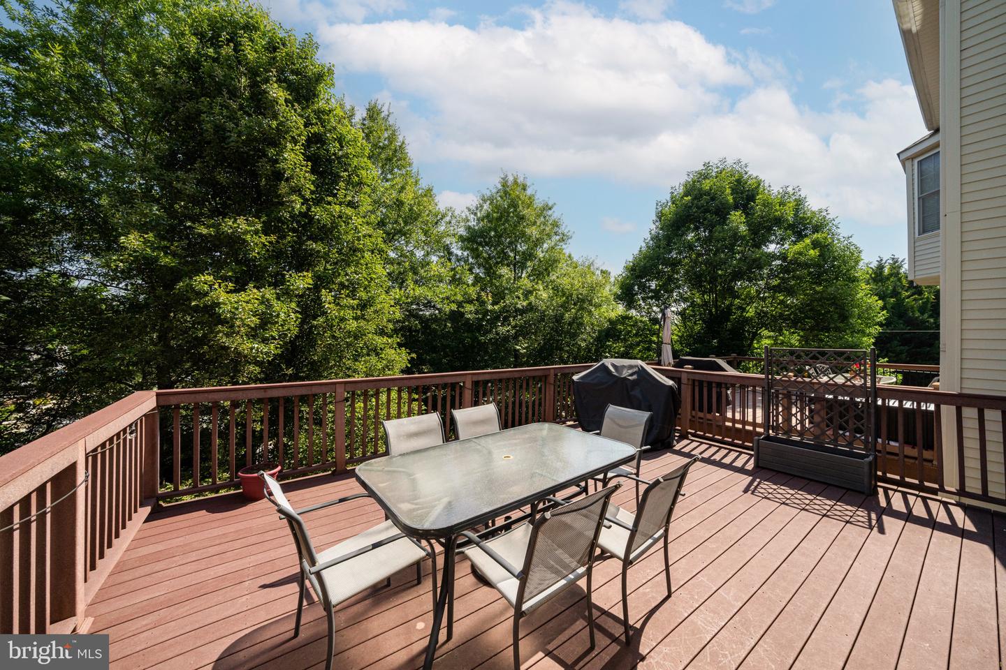 802 Maple Flats Ter