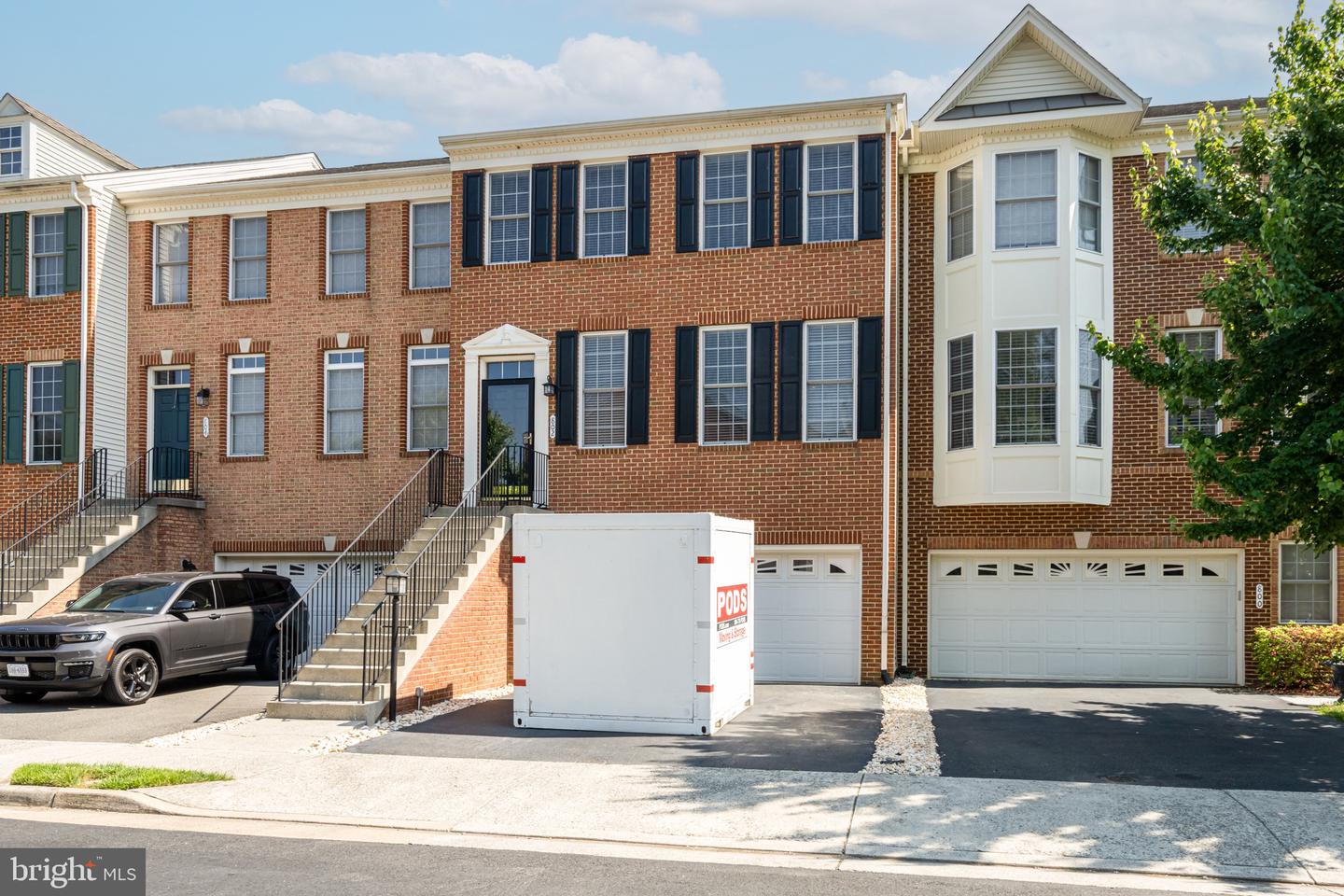 802 Maple Flats Ter