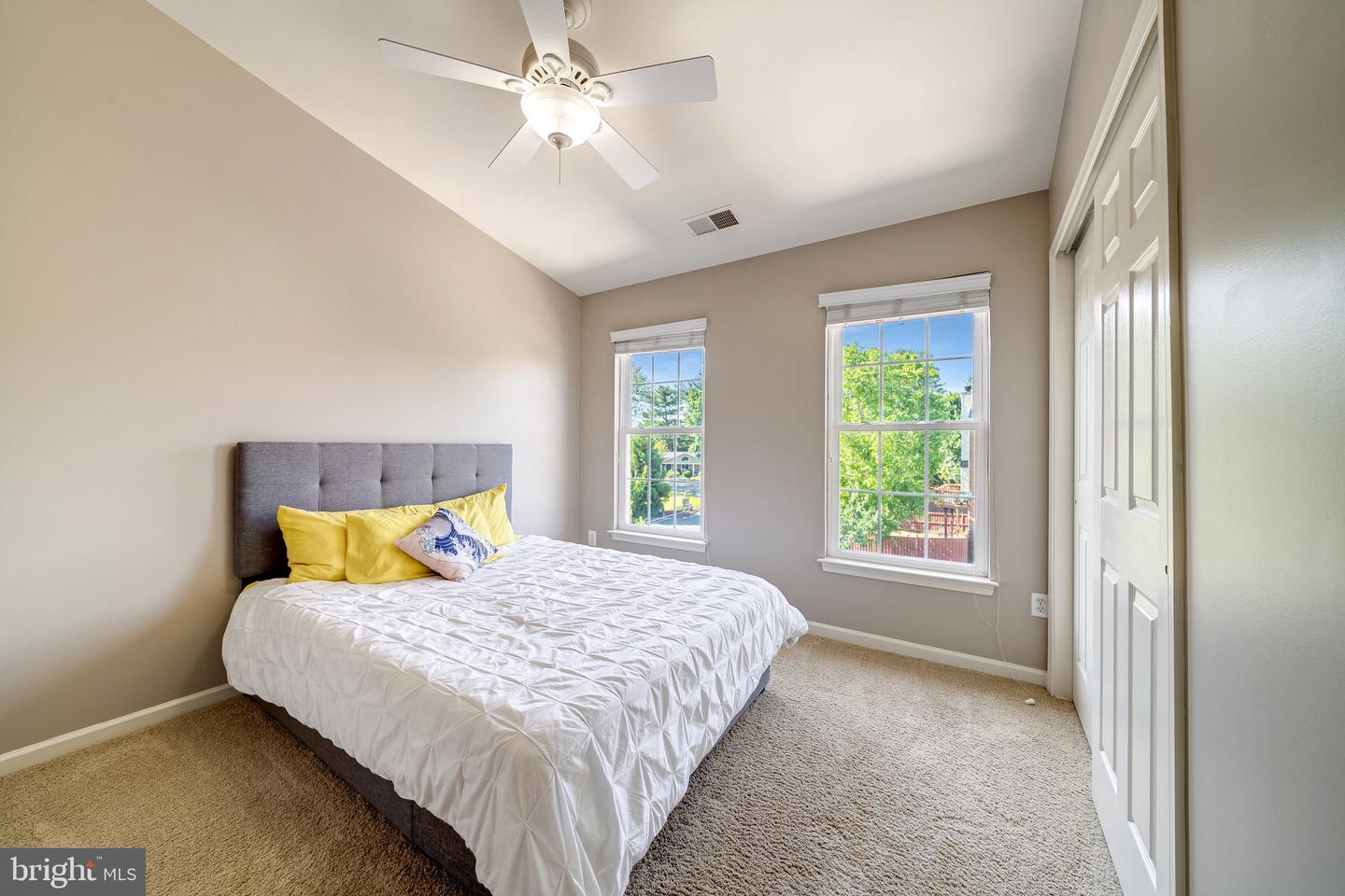 802 Maple Flats Ter