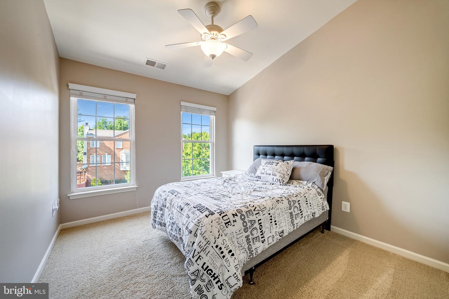 802 Maple Flats Ter