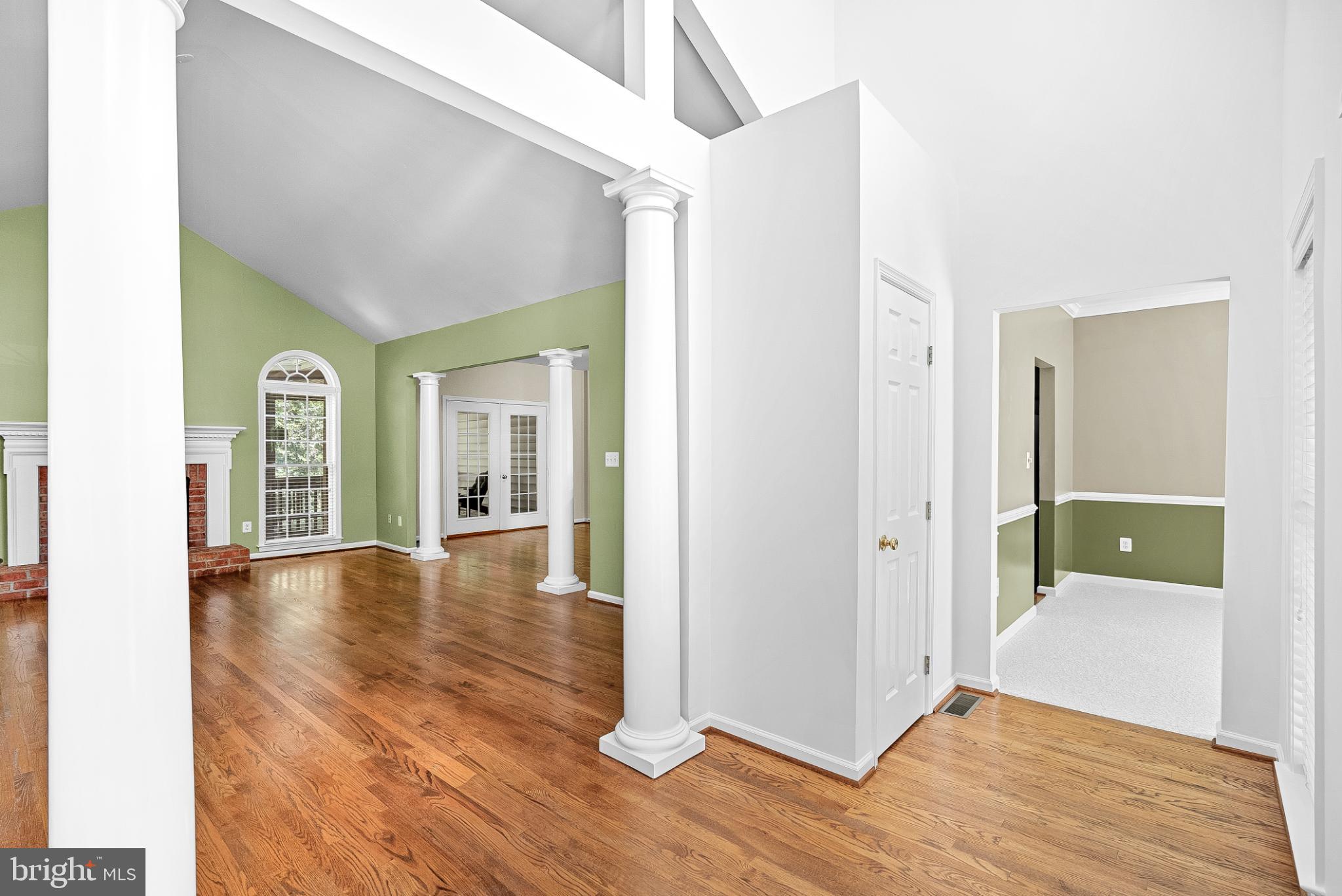 409 BOLINGBROOK COURT