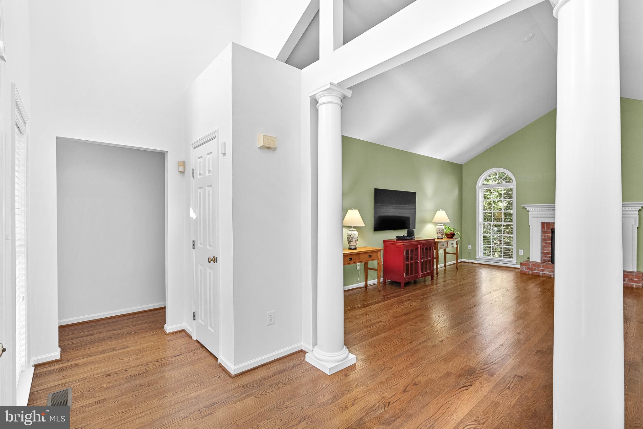 409 BOLINGBROOK COURT