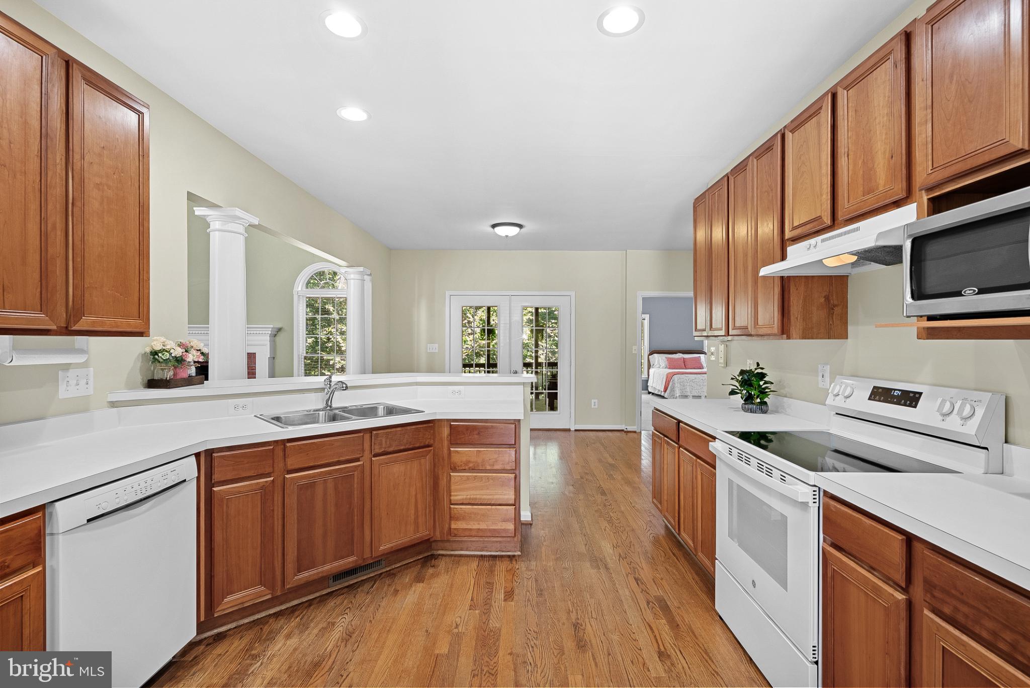 409 BOLINGBROOK COURT