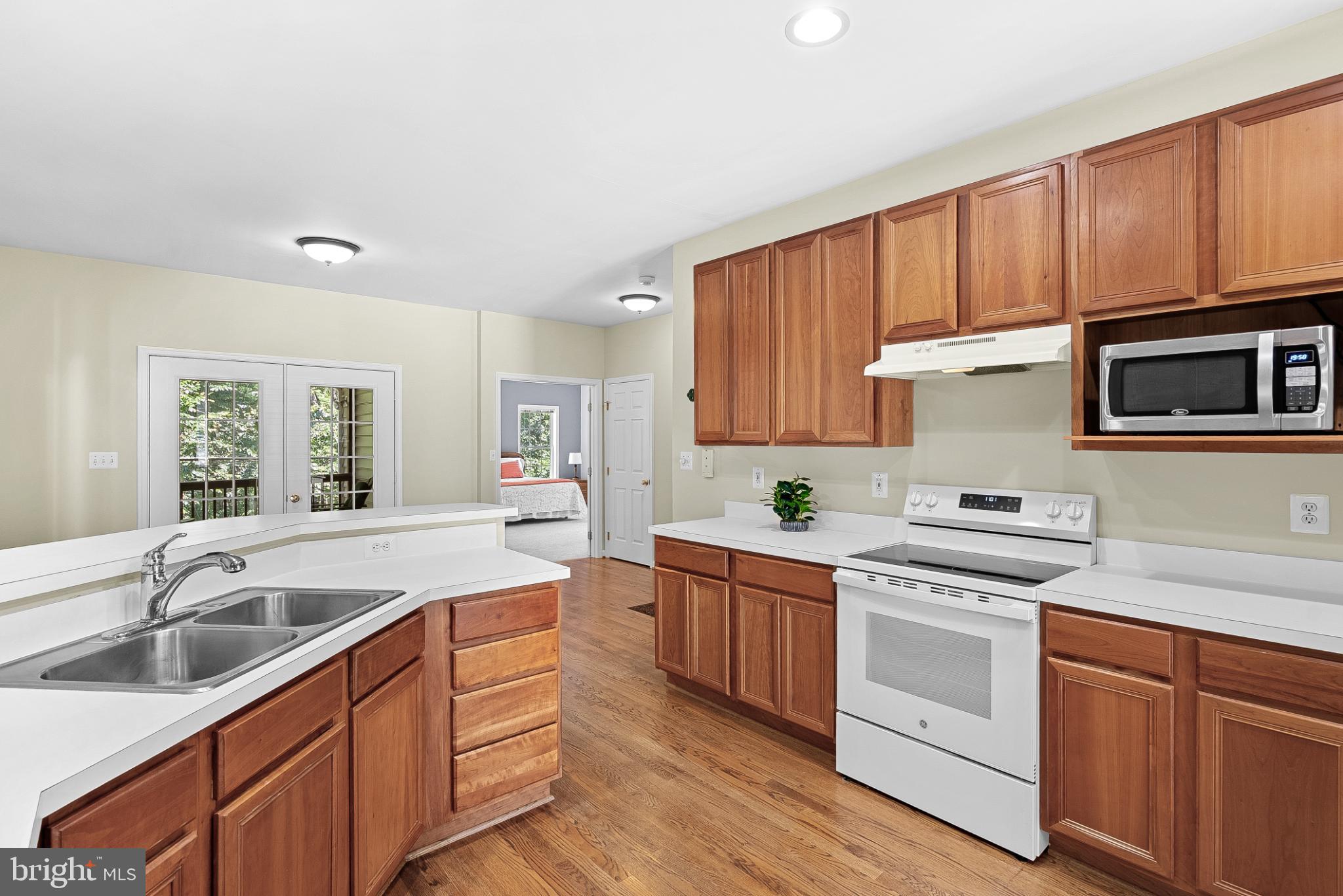 409 BOLINGBROOK COURT