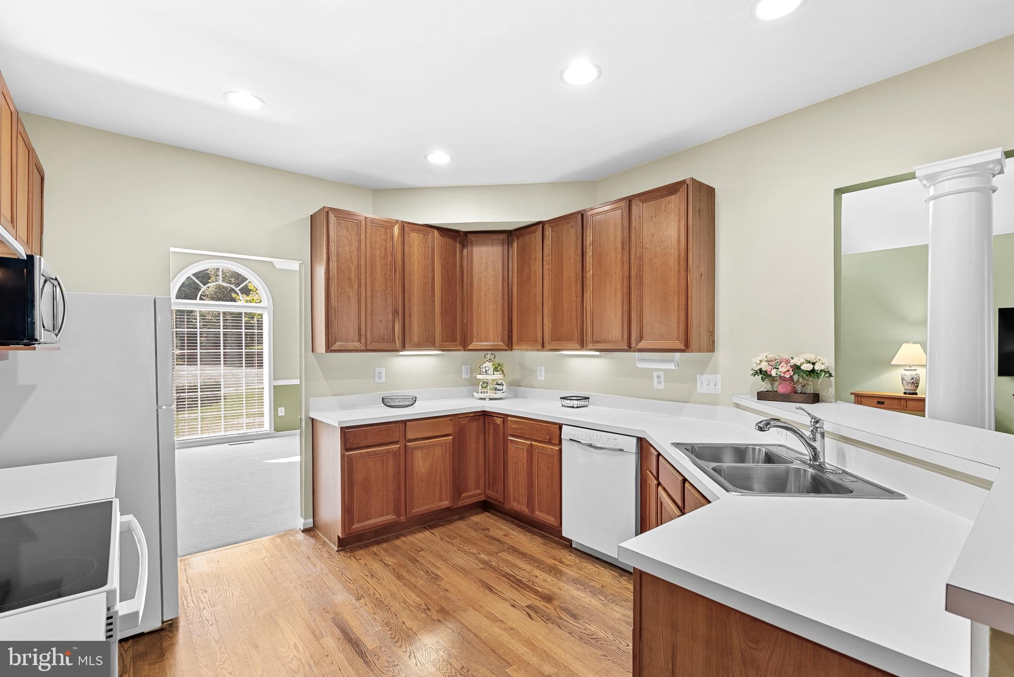 409 BOLINGBROOK COURT