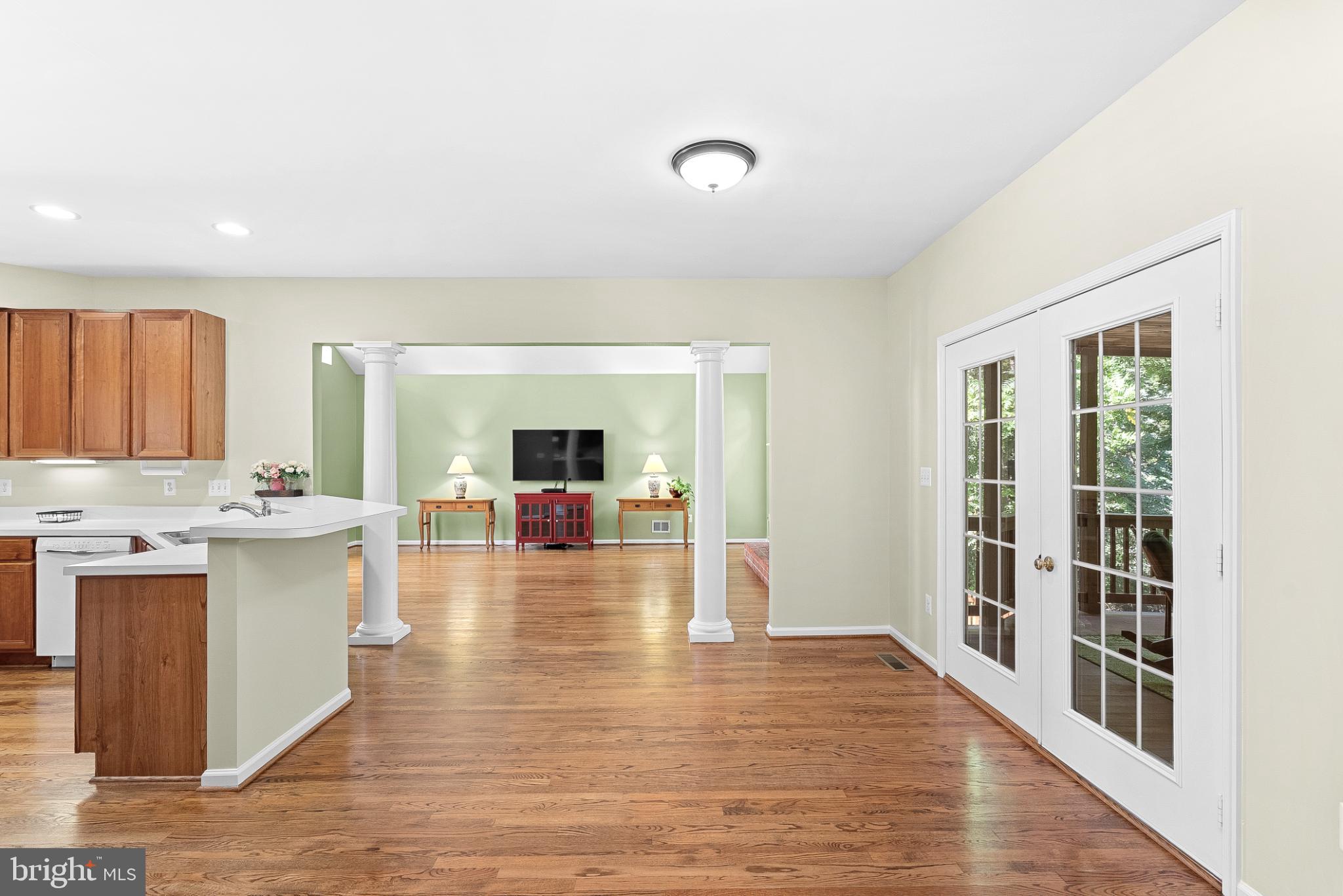 409 BOLINGBROOK COURT