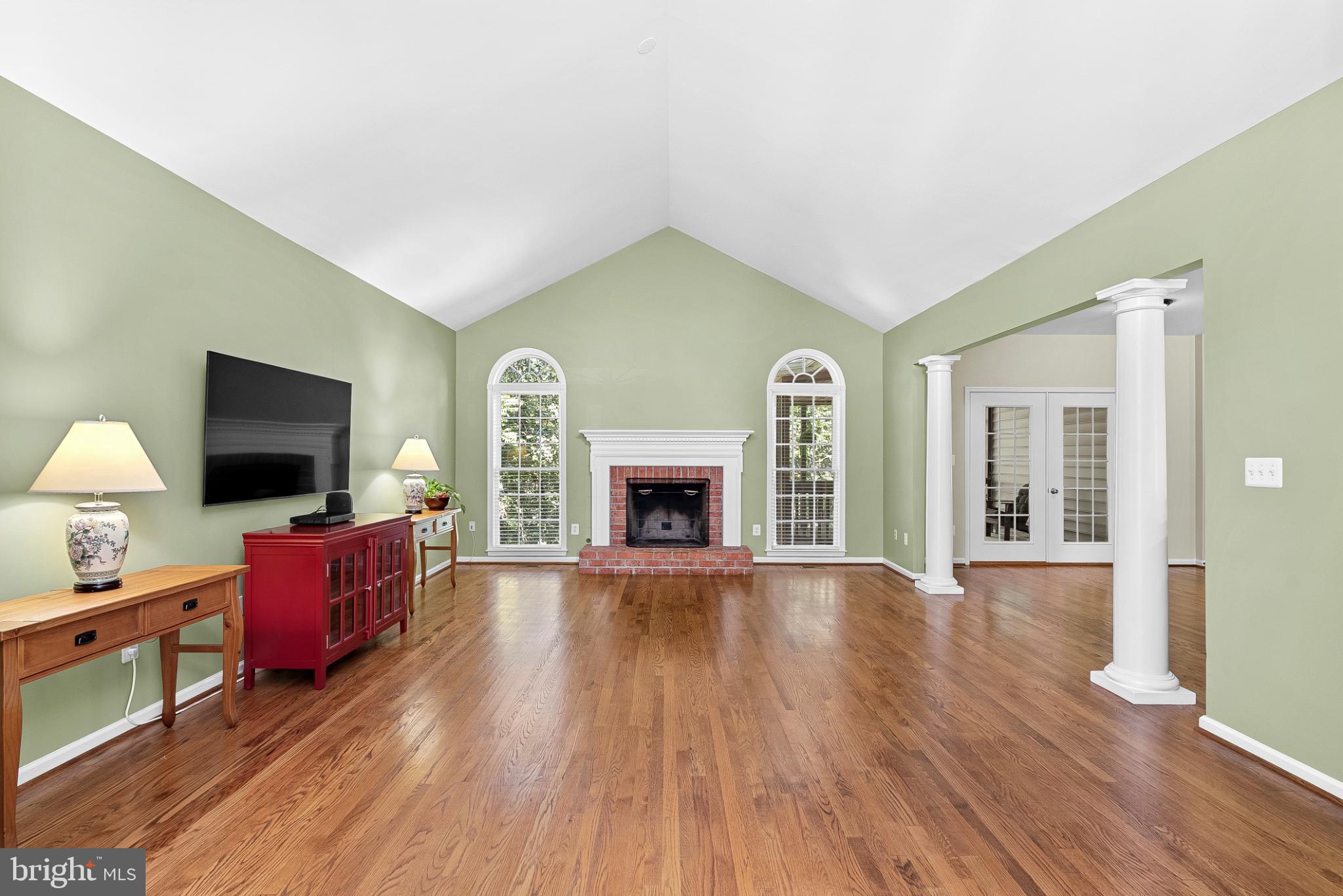 409 BOLINGBROOK COURT