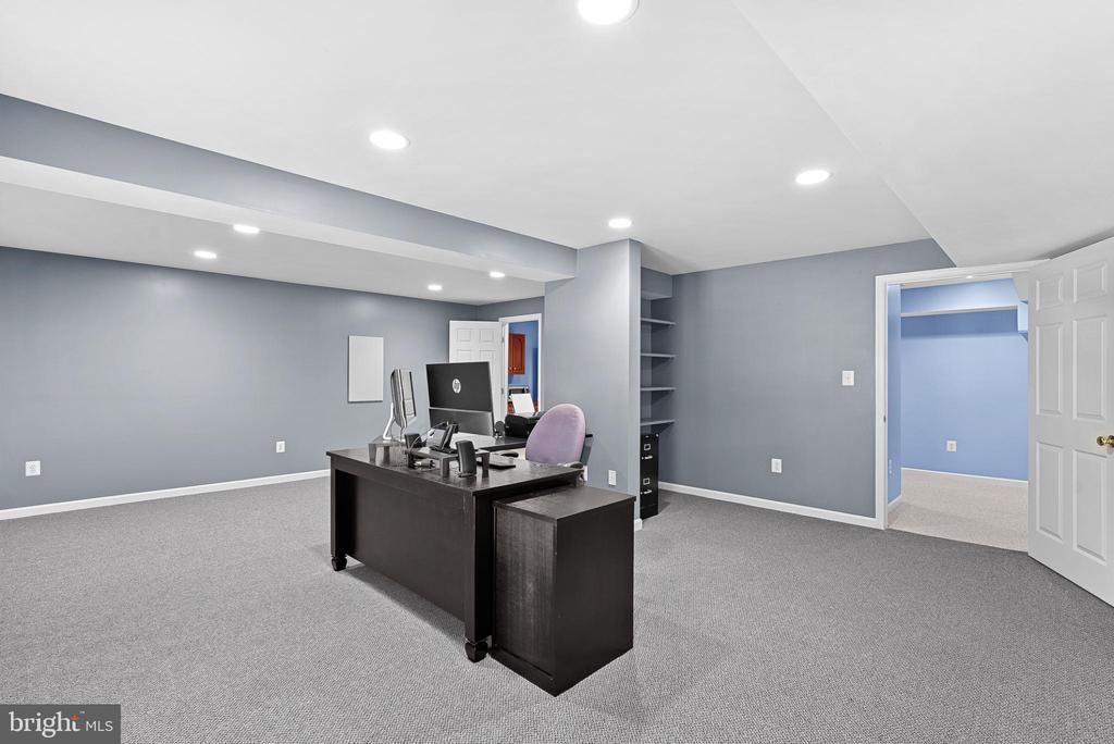 409 BOLINGBROOK COURT