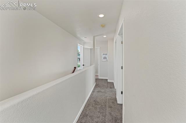 219 W Bennett Avenue