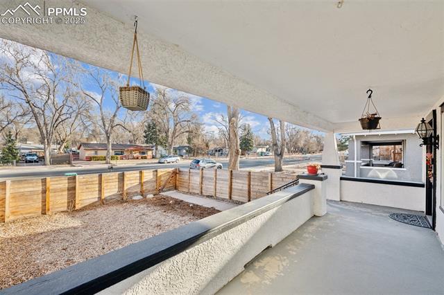 2407 E Willamette Avenue