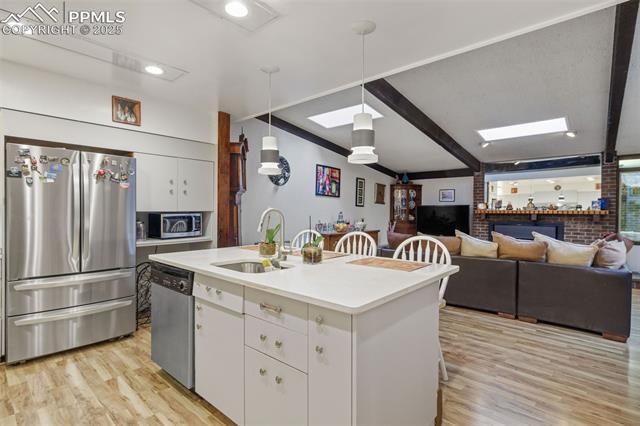 10 Heather Drive